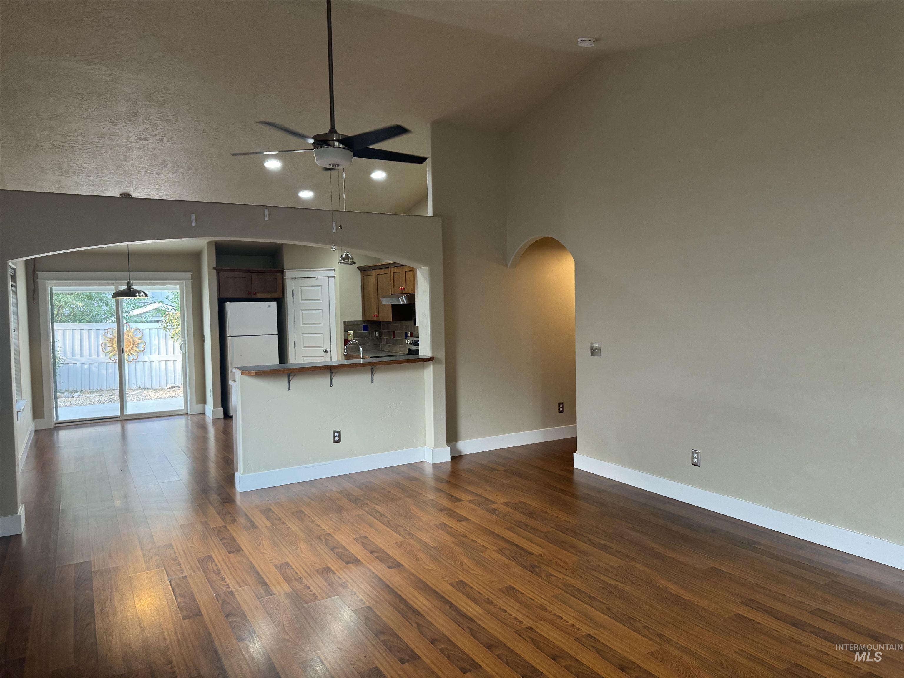 794 W Sandbox, Kuna, Idaho 83634, 3 Bedrooms, 2 Bathrooms, Residential For Sale, Price $394,000,MLS 98923581