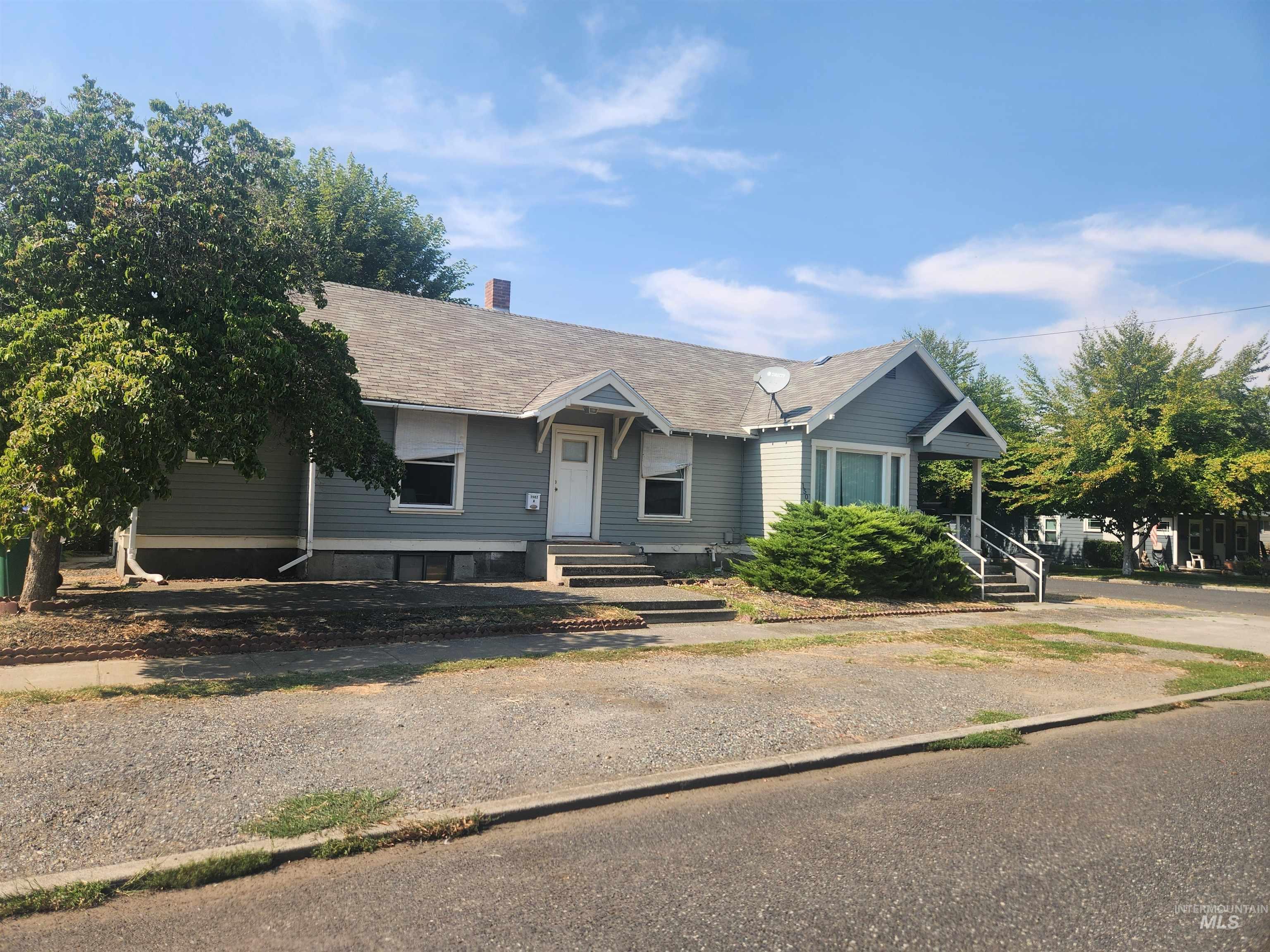 1502 & 1506 3rd St, Lewiston, Idaho 83501, 2 Bedrooms, 1 Bathroom, Residential Income For Sale, Price $389,000,MLS 98923586