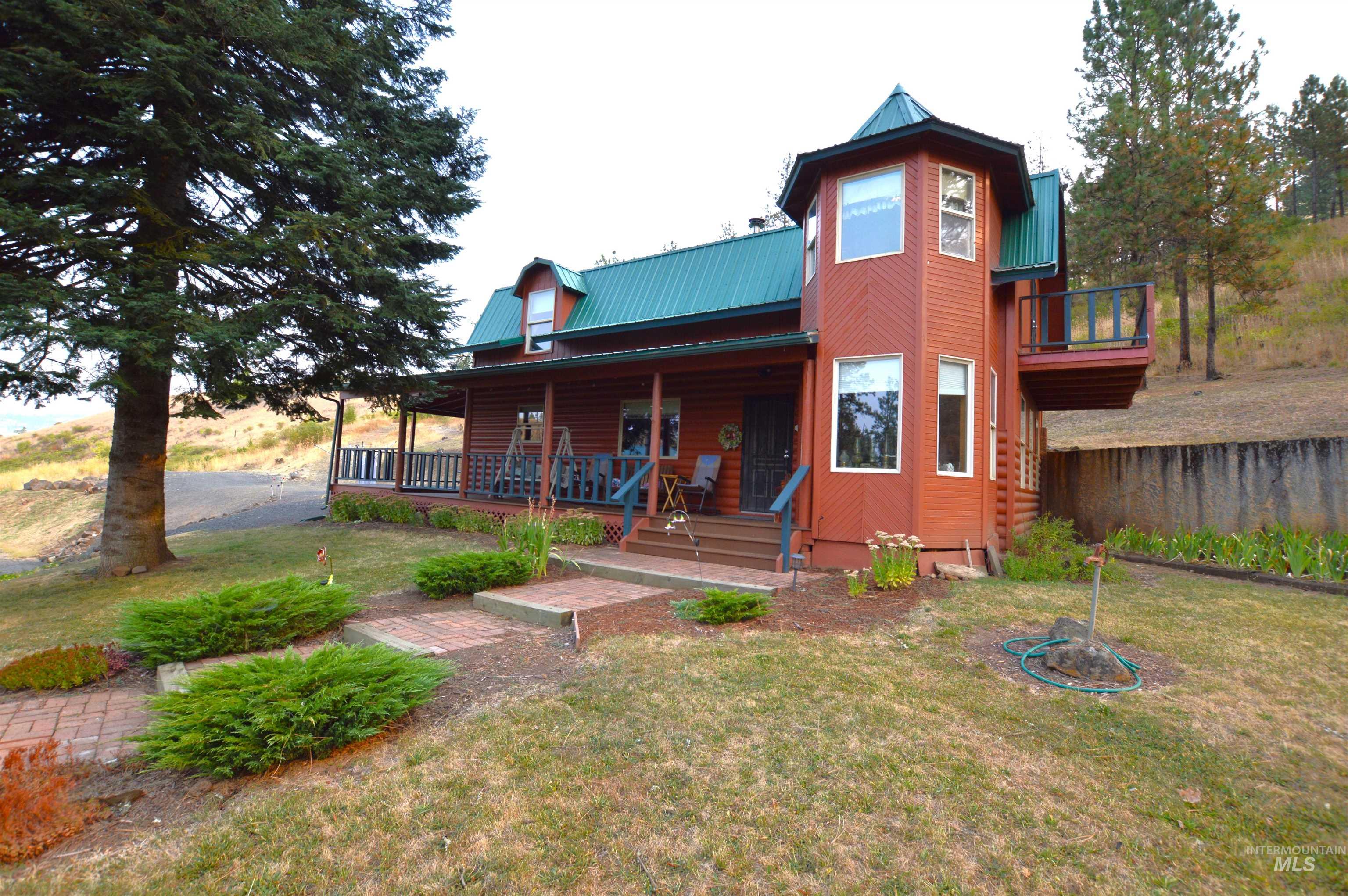 169 Westfall Ln, Kamiah, Idaho 83536, 3 Bedrooms, 3 Bathrooms, Residential For Sale, Price $565,000, 98923619