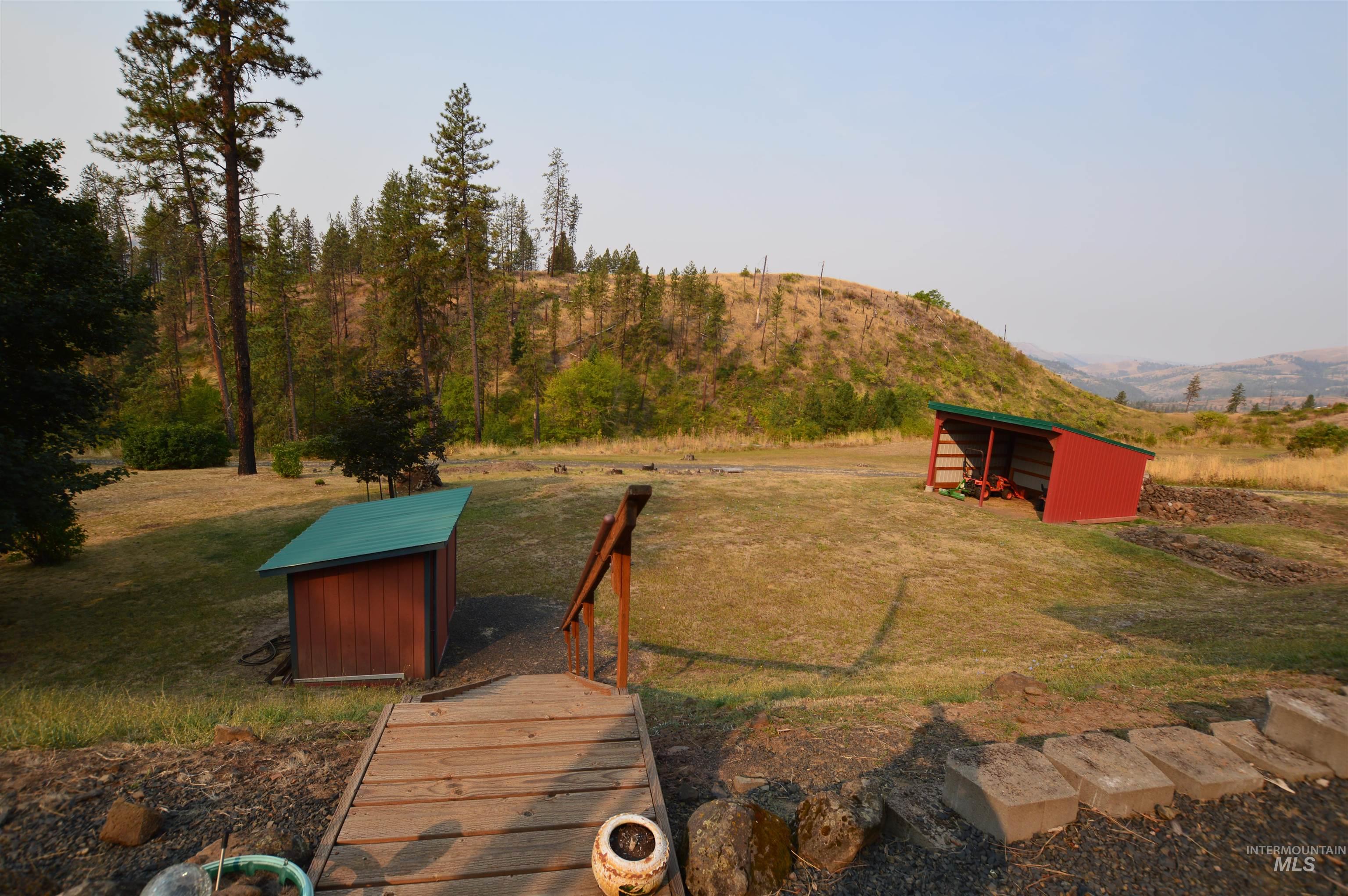 169 Westfall Ln, Kamiah, Idaho 83536, 3 Bedrooms, 3 Bathrooms, Residential For Sale, Price $565,000, 98923619