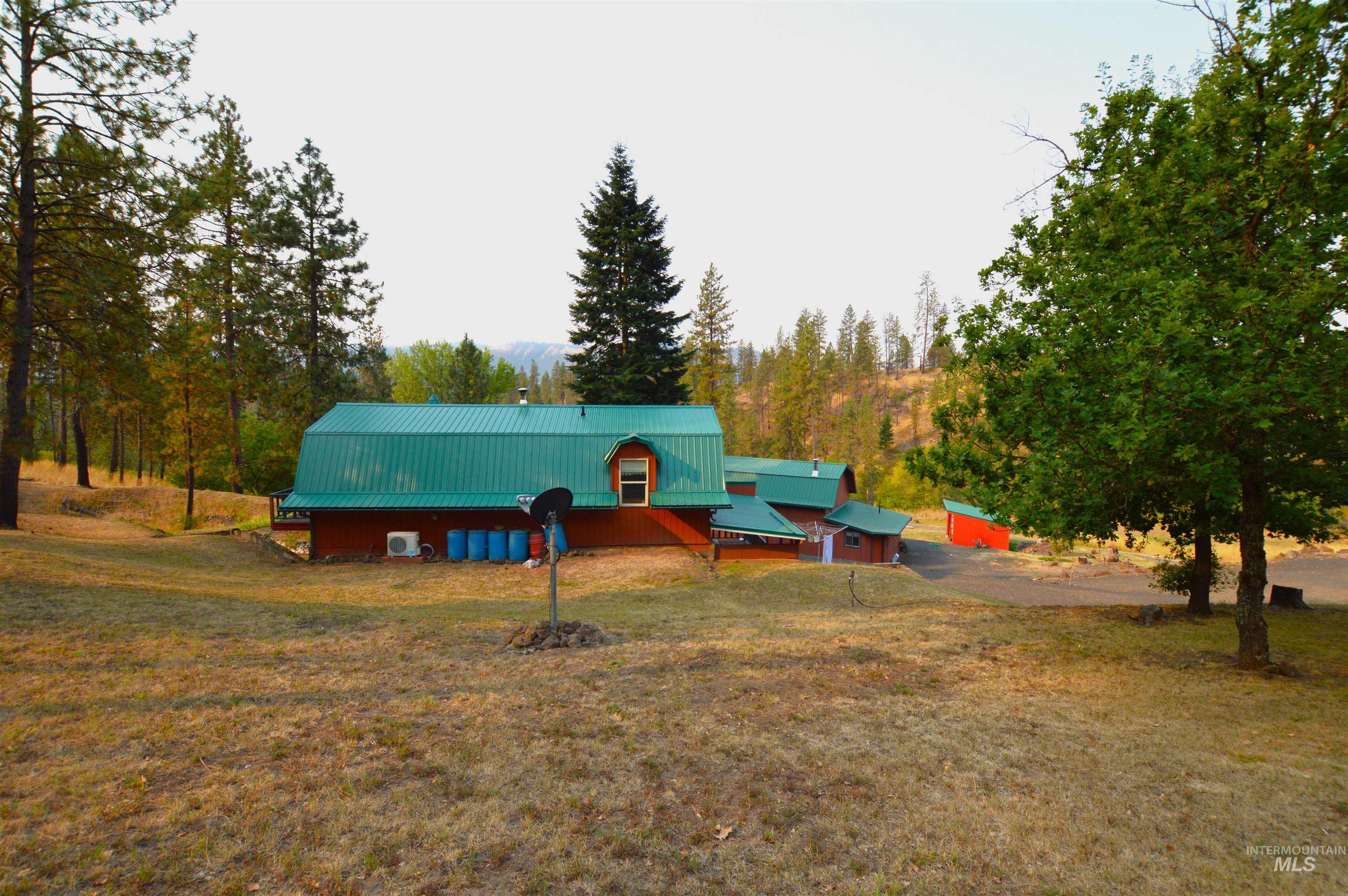 169 Westfall Ln, Kamiah, Idaho 83536, 3 Bedrooms, 3 Bathrooms, Residential For Sale, Price $565,000, 98923619