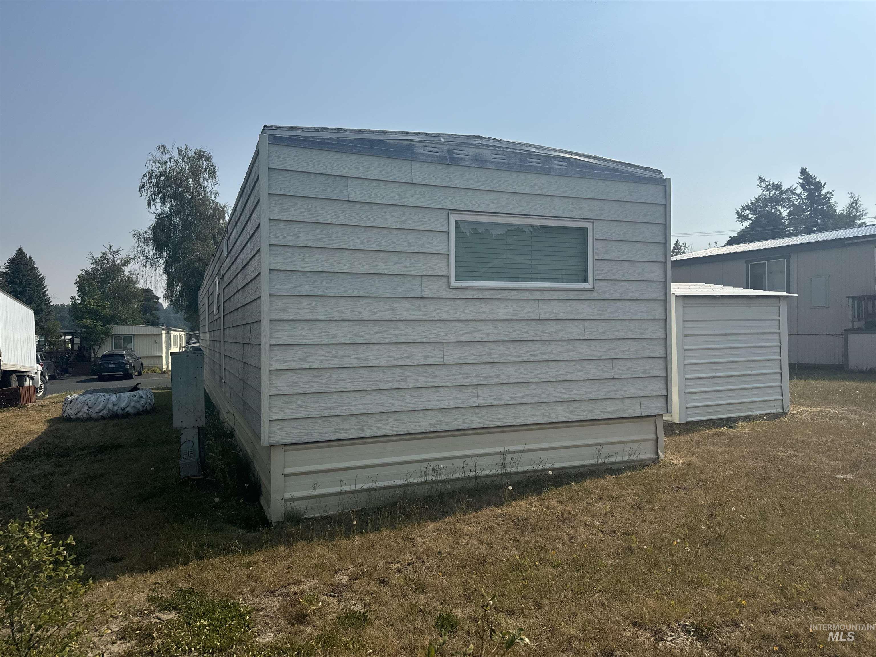 411 N Almon, Moscow, Idaho 83843, 2 Bedrooms, 1 Bathroom, Residential For Sale, Price $65,000, 98923689