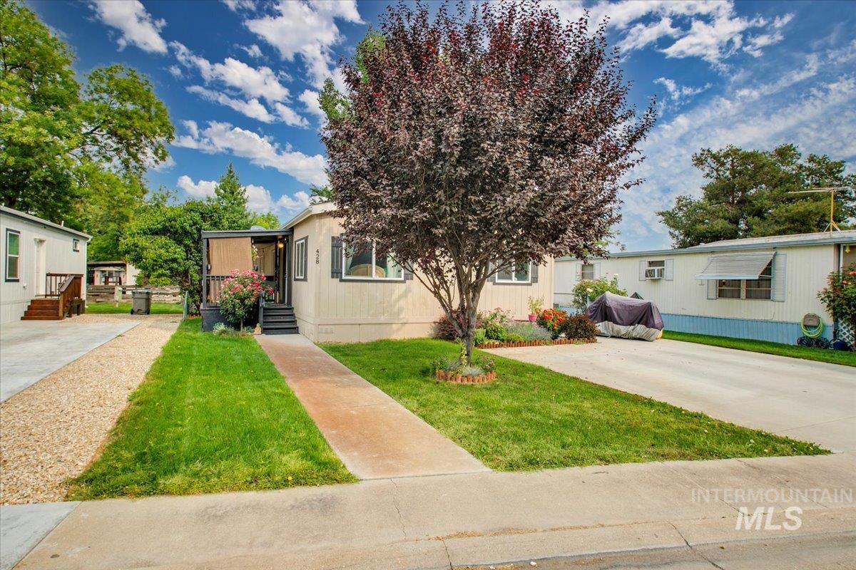 428 Mesquite St, Boise, Idaho 83713, 3 Bedrooms, 2 Bathrooms, Residential For Sale, Price $115,000, 98923782