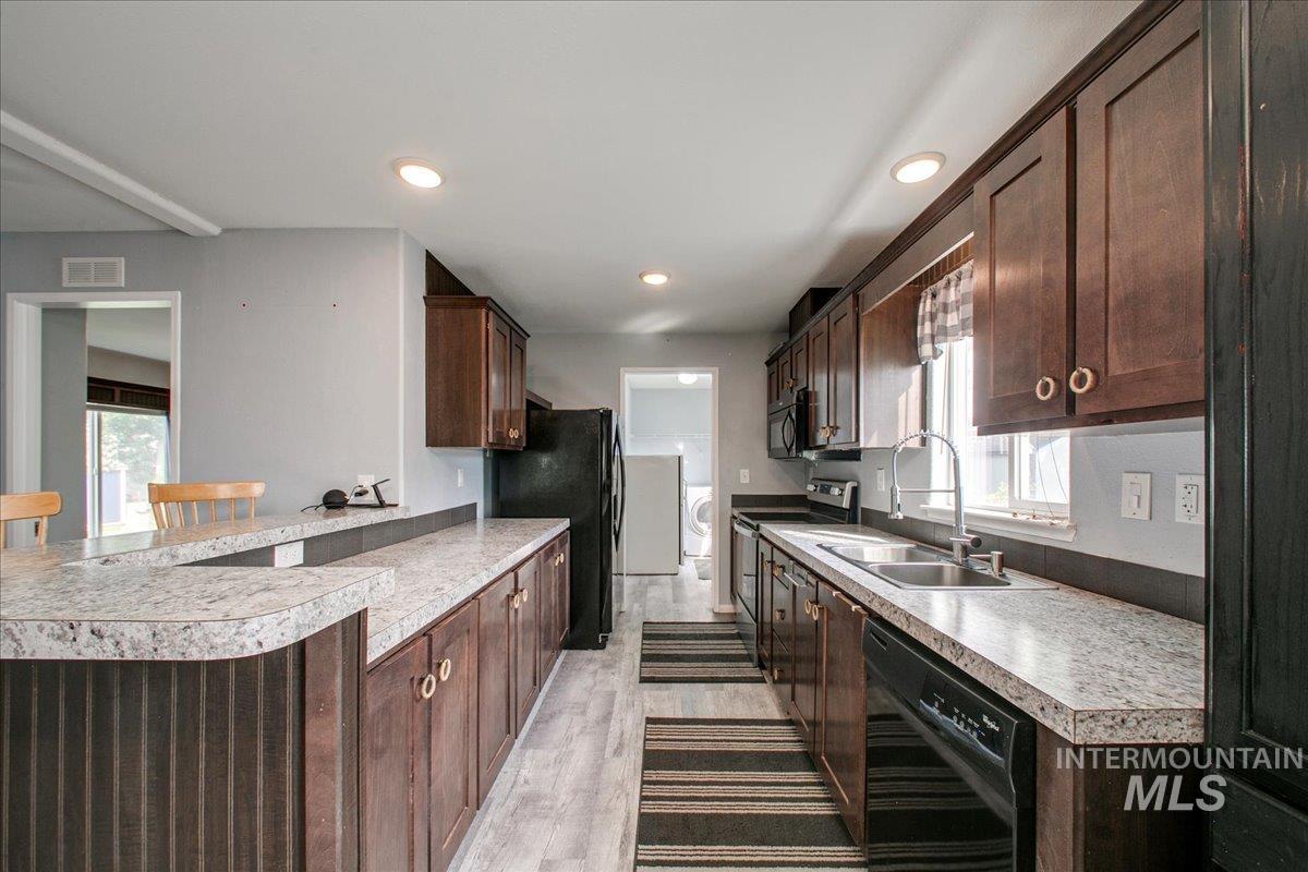 428 Mesquite St, Boise, Idaho 83713, 3 Bedrooms, 2 Bathrooms, Residential For Sale, Price $115,000, 98923782