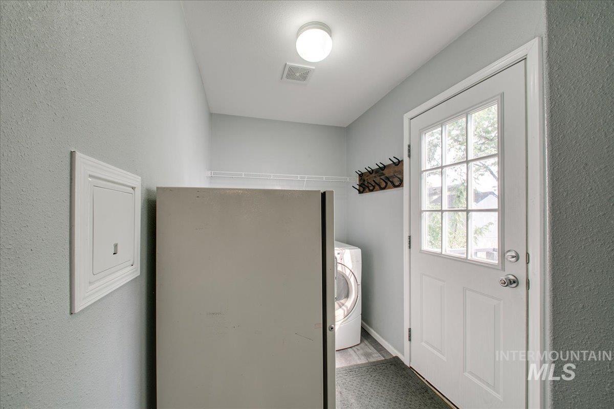 428 Mesquite St, Boise, Idaho 83713, 3 Bedrooms, 2 Bathrooms, Residential For Sale, Price $115,000, 98923782