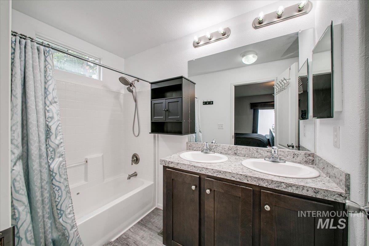 428 Mesquite St, Boise, Idaho 83713, 3 Bedrooms, 2 Bathrooms, Residential For Sale, Price $115,000, 98923782