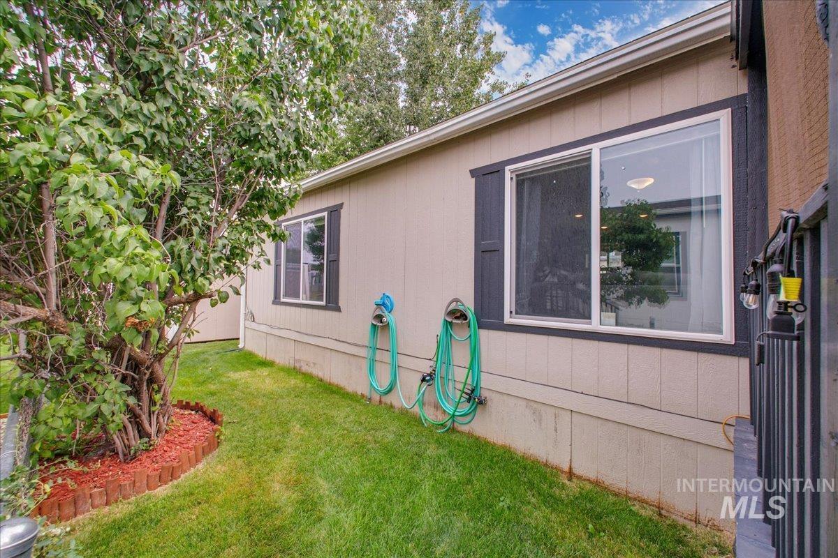 428 Mesquite St, Boise, Idaho 83713, 3 Bedrooms, 2 Bathrooms, Residential For Sale, Price $115,000, 98923782