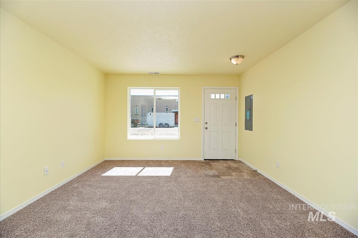 47 N Fairview St., Nampa, Idaho 83651, 3 Bedrooms, 2 Bathrooms, Residential Income For Sale, Price $650,000, 98923786