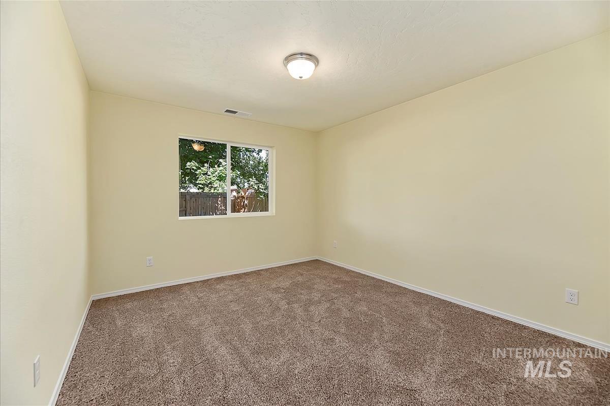 47 N Fairview St., Nampa, Idaho 83651, 3 Bedrooms, 2 Bathrooms, Residential Income For Sale, Price $650,000, 98923786