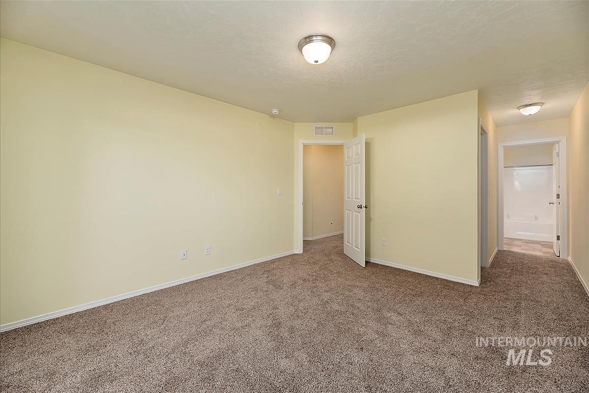47 N Fairview St., Nampa, Idaho 83651, 3 Bedrooms, 2 Bathrooms, Residential Income For Sale, Price $650,000, 98923786