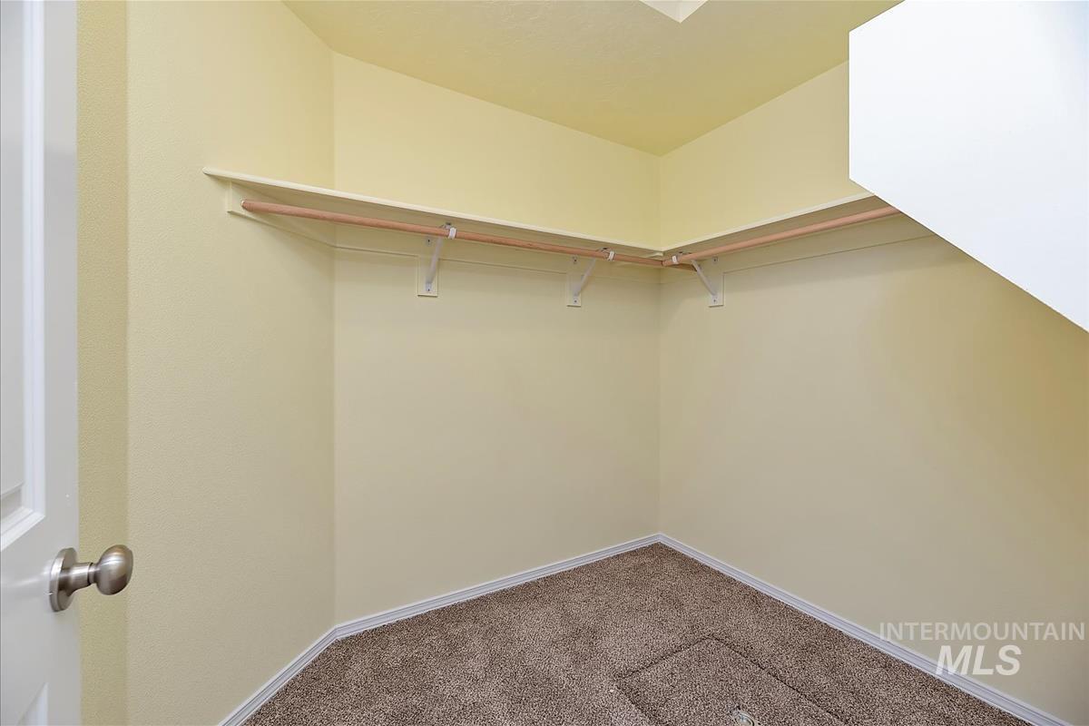 47 N Fairview St., Nampa, Idaho 83651, 3 Bedrooms, 2 Bathrooms, Residential Income For Sale, Price $650,000, 98923786