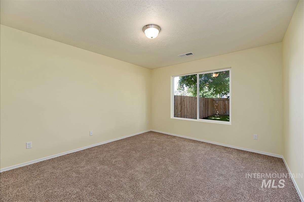 47 N Fairview St., Nampa, Idaho 83651, 3 Bedrooms, 2 Bathrooms, Residential Income For Sale, Price $650,000, 98923786