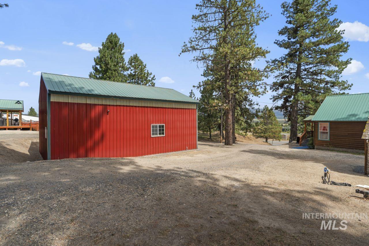 739 S Main St, Cascade, Idaho 83611, 3 Bedrooms, 1 Bathroom, Residential For Sale, Price $675,000,MLS 98923813