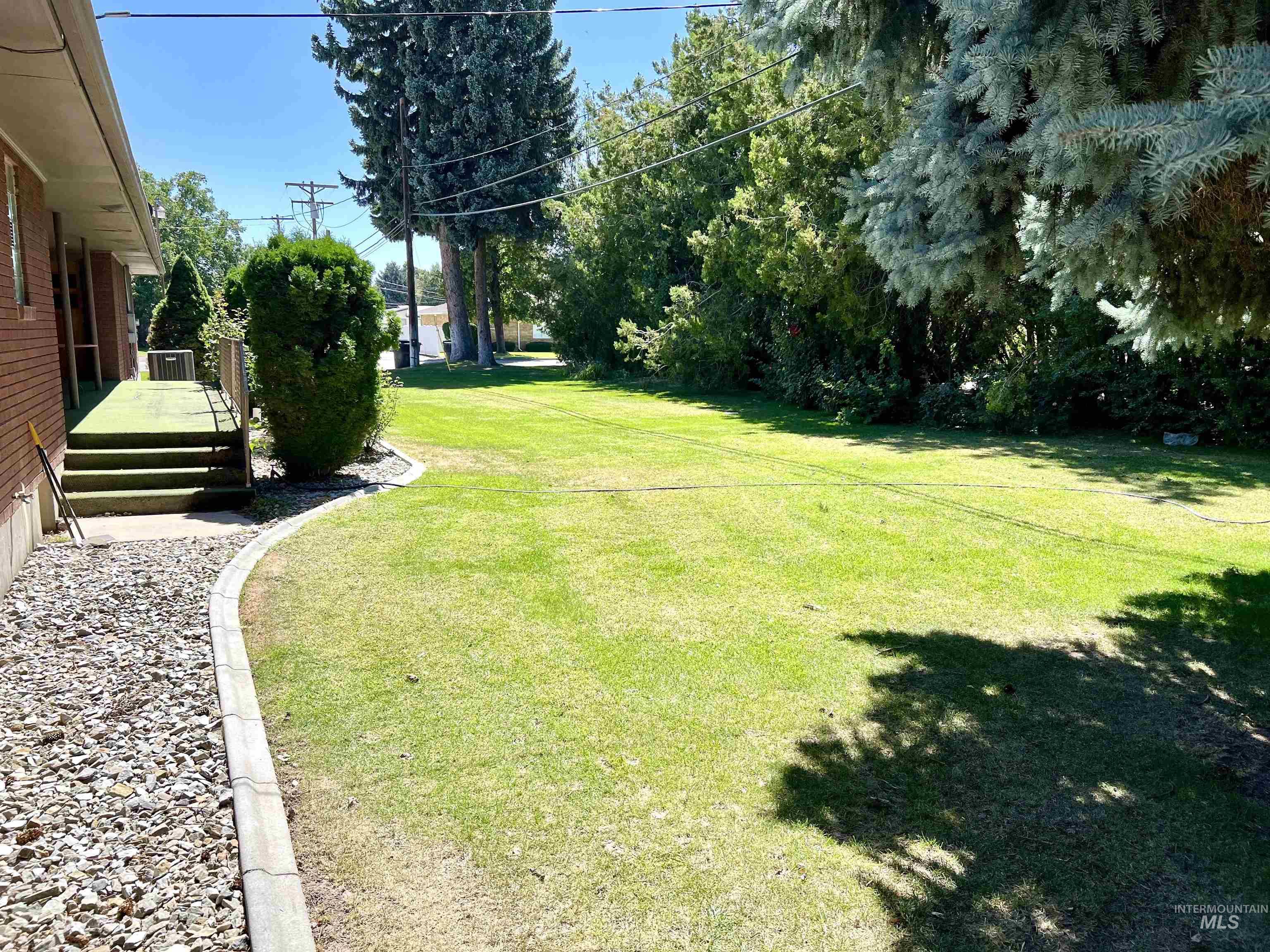 2240 Overland Ave, Burley, Idaho 83318, 4 Rooms, Business/Commercial For Sale, Price $450,000, 98923844