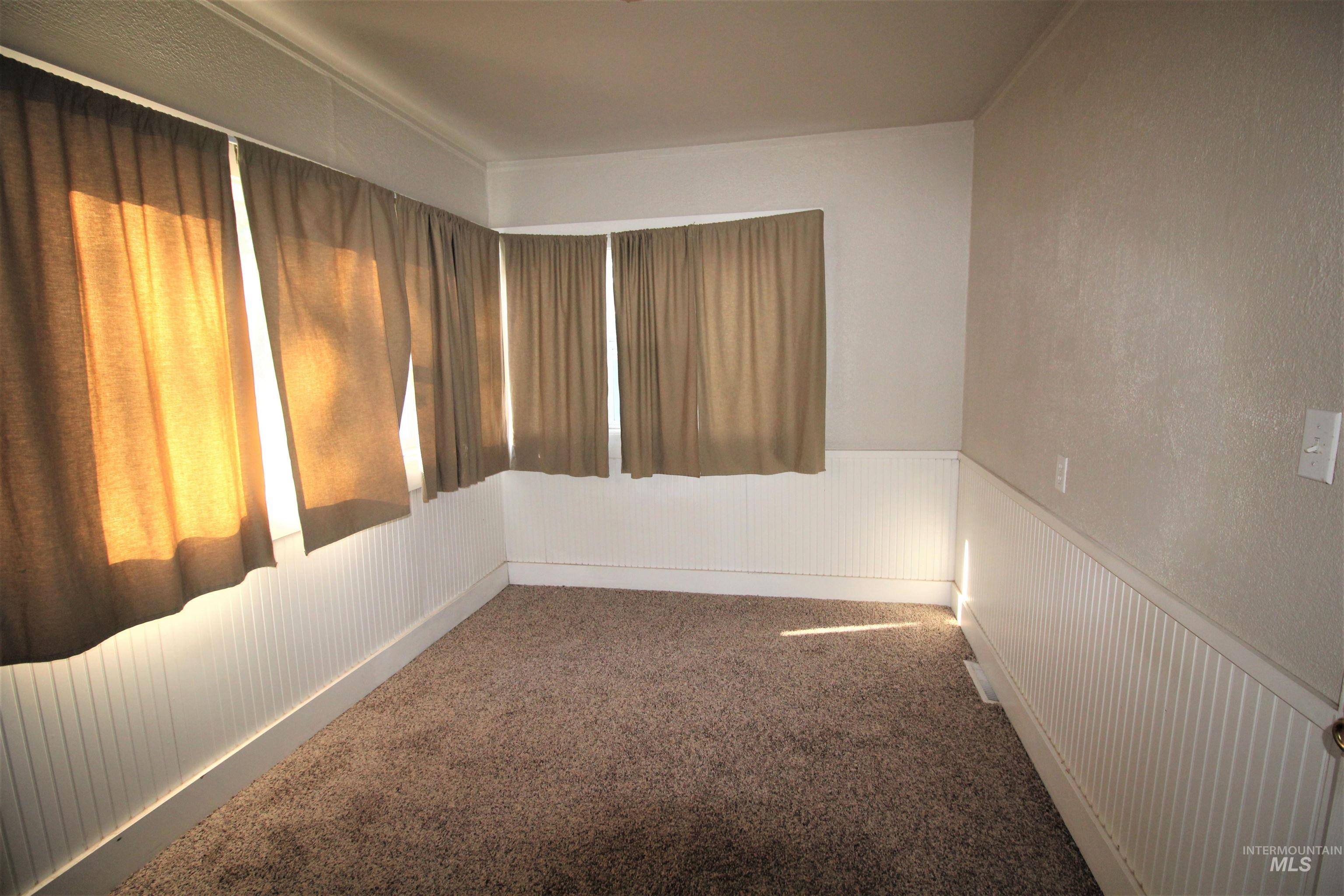 507 20th Ave South, Nampa, Idaho 83651, 2 Bedrooms, 1 Bathroom, Residential Income For Sale, Price $249,000, 98923893