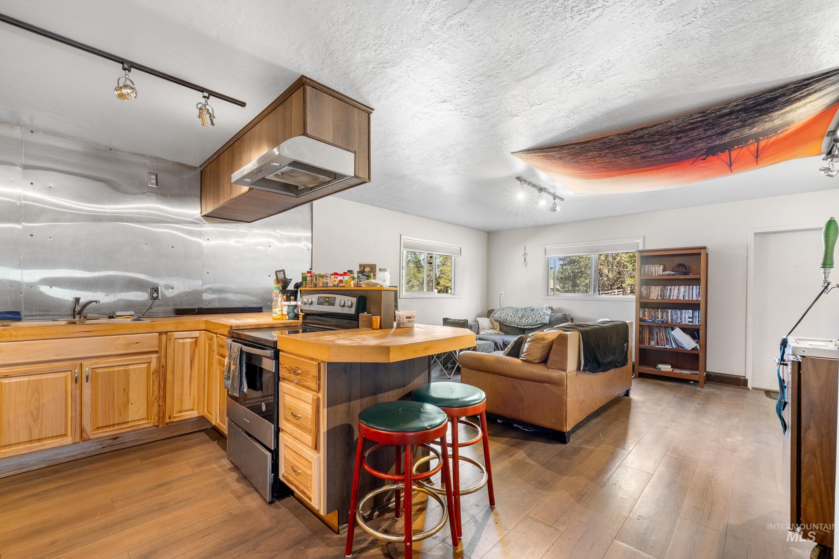 700 W Lake Street, McCall, Idaho 83638, 2 Bedrooms, Business/Commercial For Sale, Price $1,200,000, 98923975