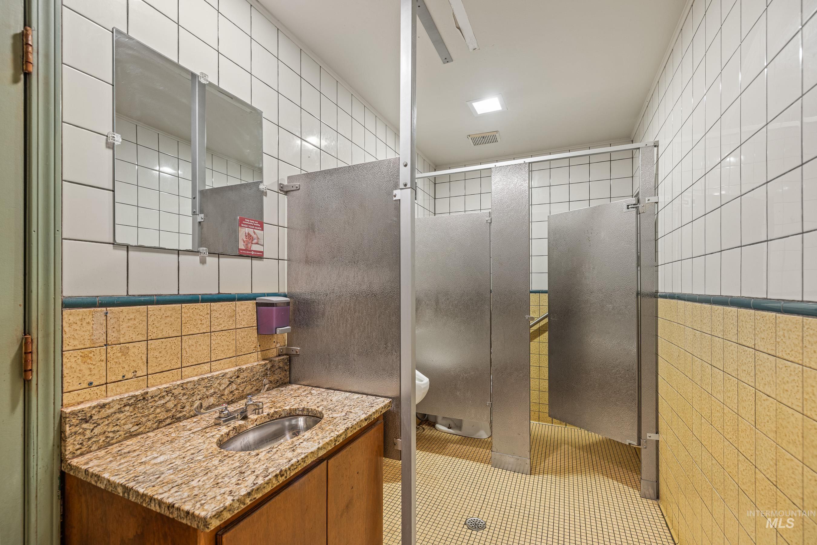 600 W Lake Street, McCall, Idaho 83638, Business/Commercial For Sale, Price $2,300,000, 98923976