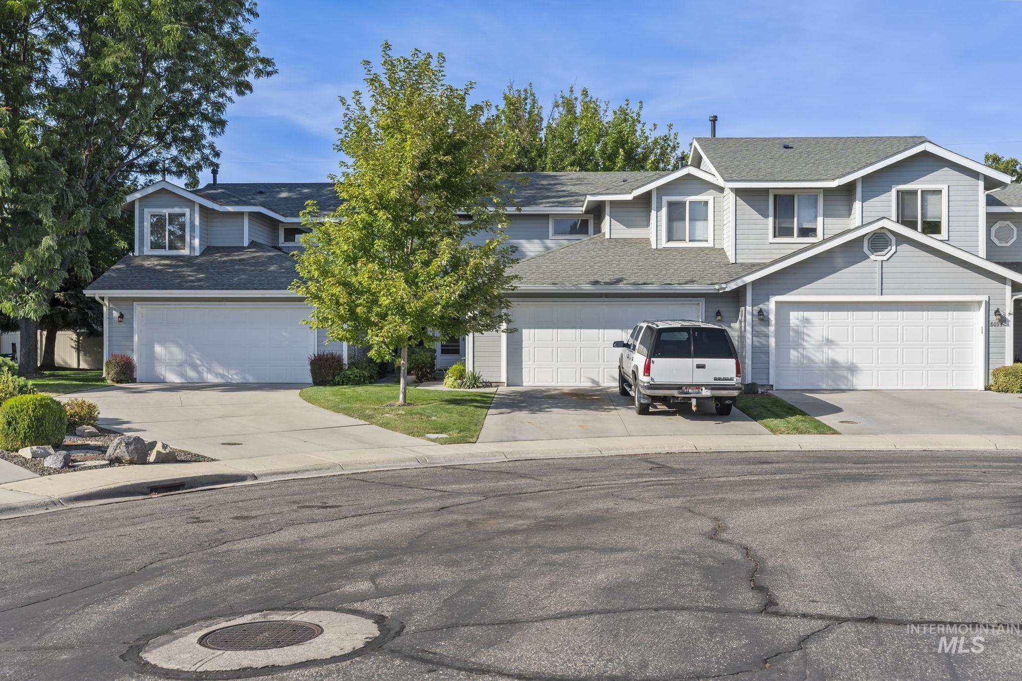 8098 W San Fernando Court, Boise, Idaho 83704, 3 Bedrooms, 2.5 Bathrooms, Residential For Sale, Price $393,000,MLS 98923998