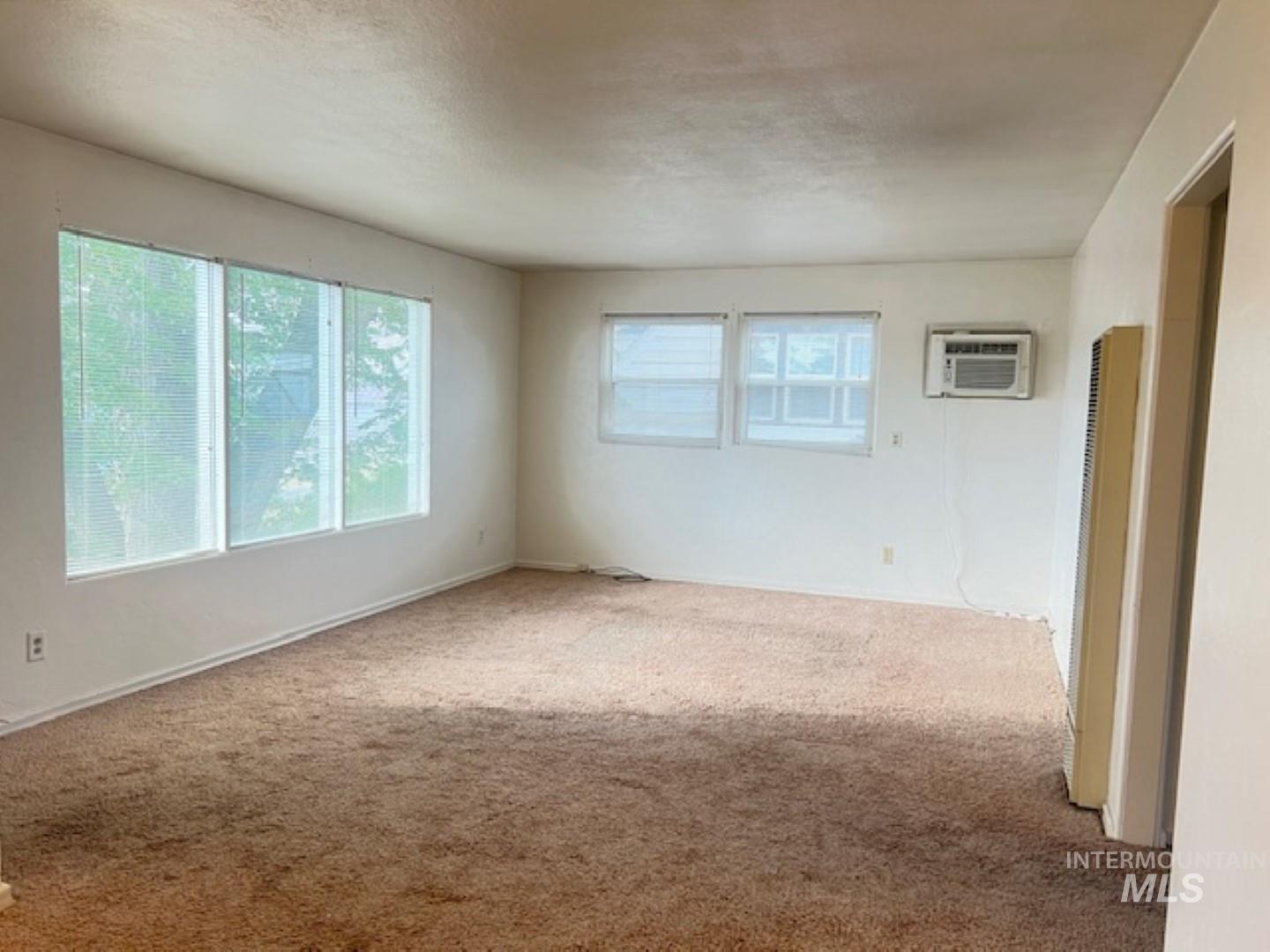 227 Prospect Ave, Lewiston, Idaho 83501, 1 Bedroom, 1 Bathroom, Residential Income For Sale, Price $505,000, 98924021