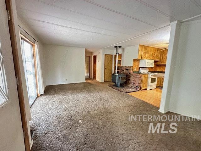 3336 E HWY 8 #1, Moscow, Idaho 83871, 2 Bedrooms, 2 Bathrooms, Residential For Sale, Price $119,500, 98924057