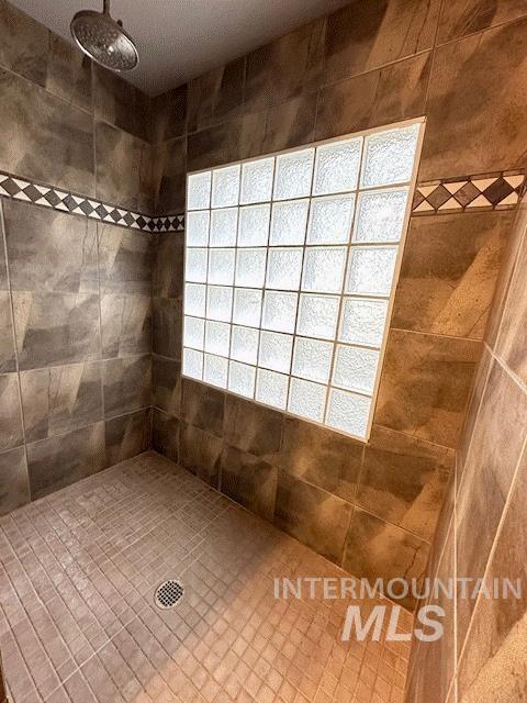 3336 E HWY 8 #1, Moscow, Idaho 83871, 2 Bedrooms, 2 Bathrooms, Residential For Sale, Price $119,500, 98924057
