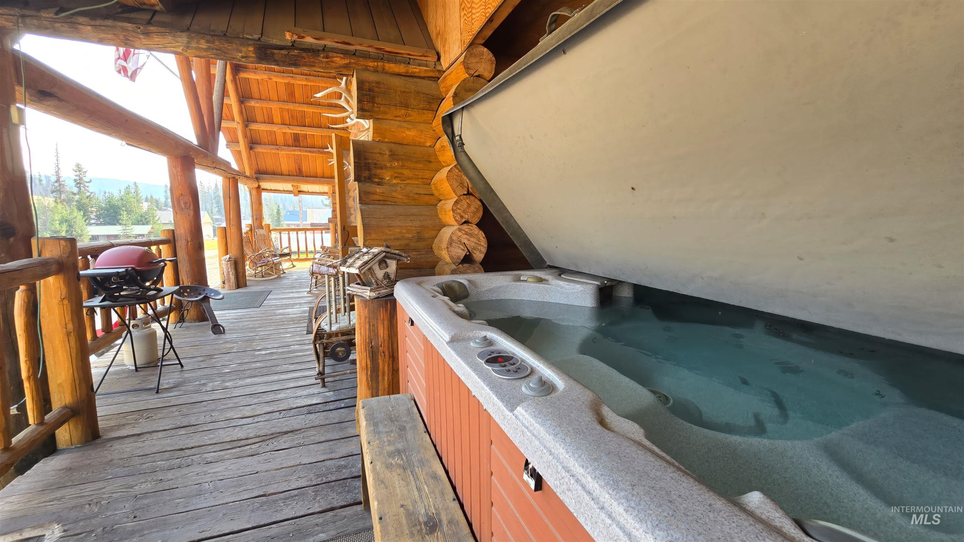 2742 Dixie Road, Dixie, Idaho 83525, 9 Bedrooms, 5 Bathrooms, Residential For Sale, Price $1,199,000, 98924058