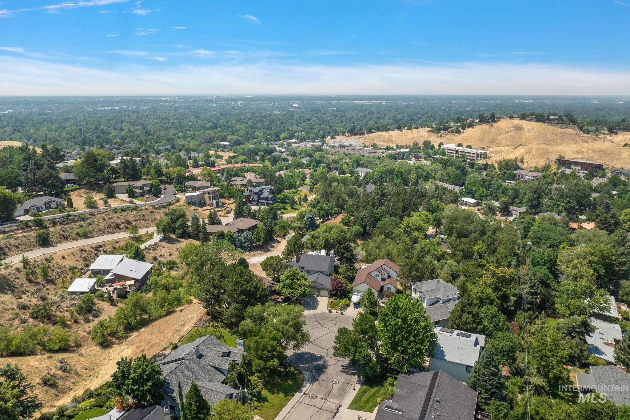 2603 N Peregrine Place, Boise, Idaho 83702, 4 Bedrooms, 3 Bathrooms, Residential For Sale, Price $1,095,900,MLS 98924071