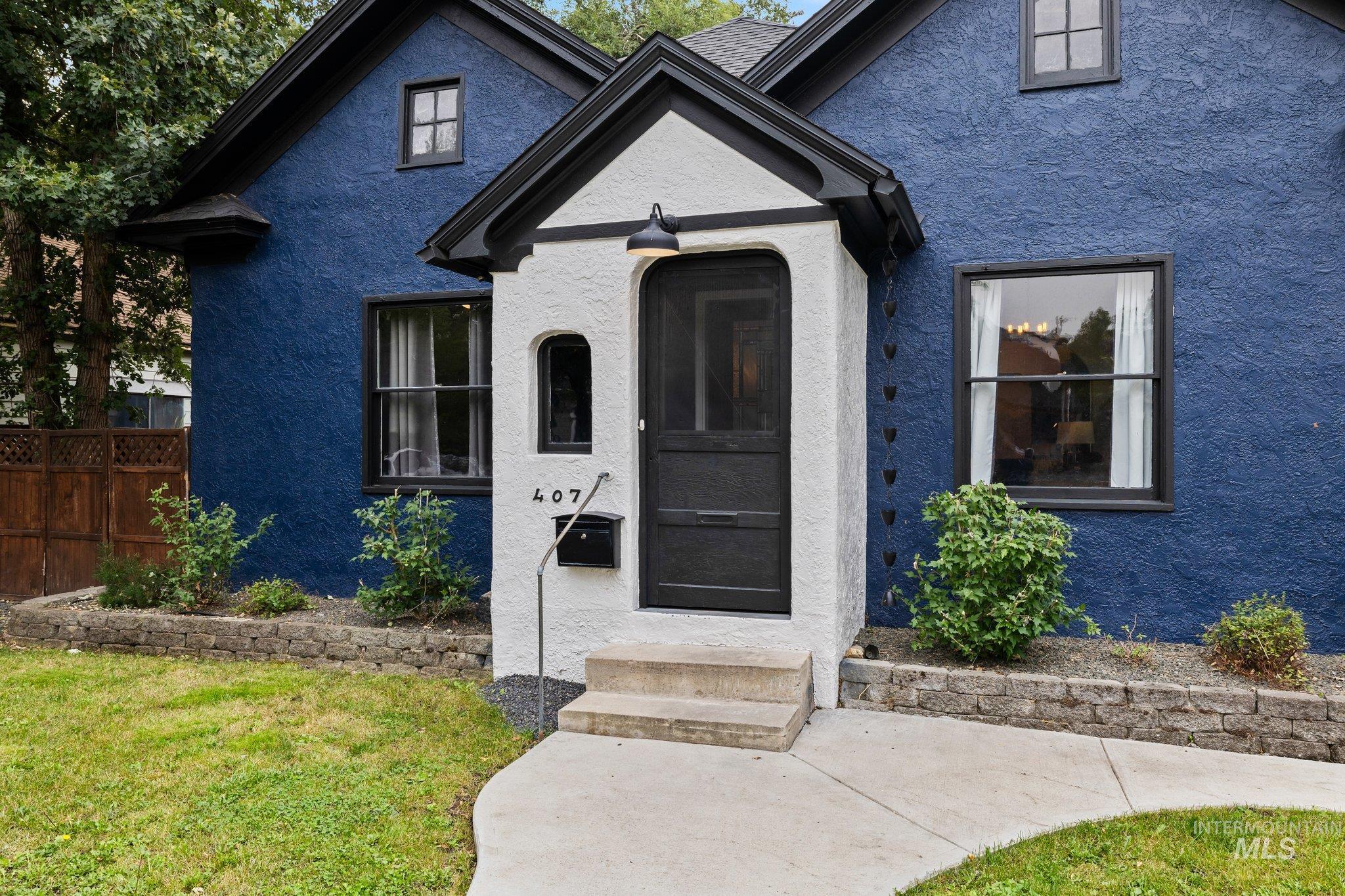 407 Ofarrell, Boise, Idaho 83702, 3 Bedrooms, 2 Bathrooms, Residential Income For Sale, Price $1,024,900, 98924100