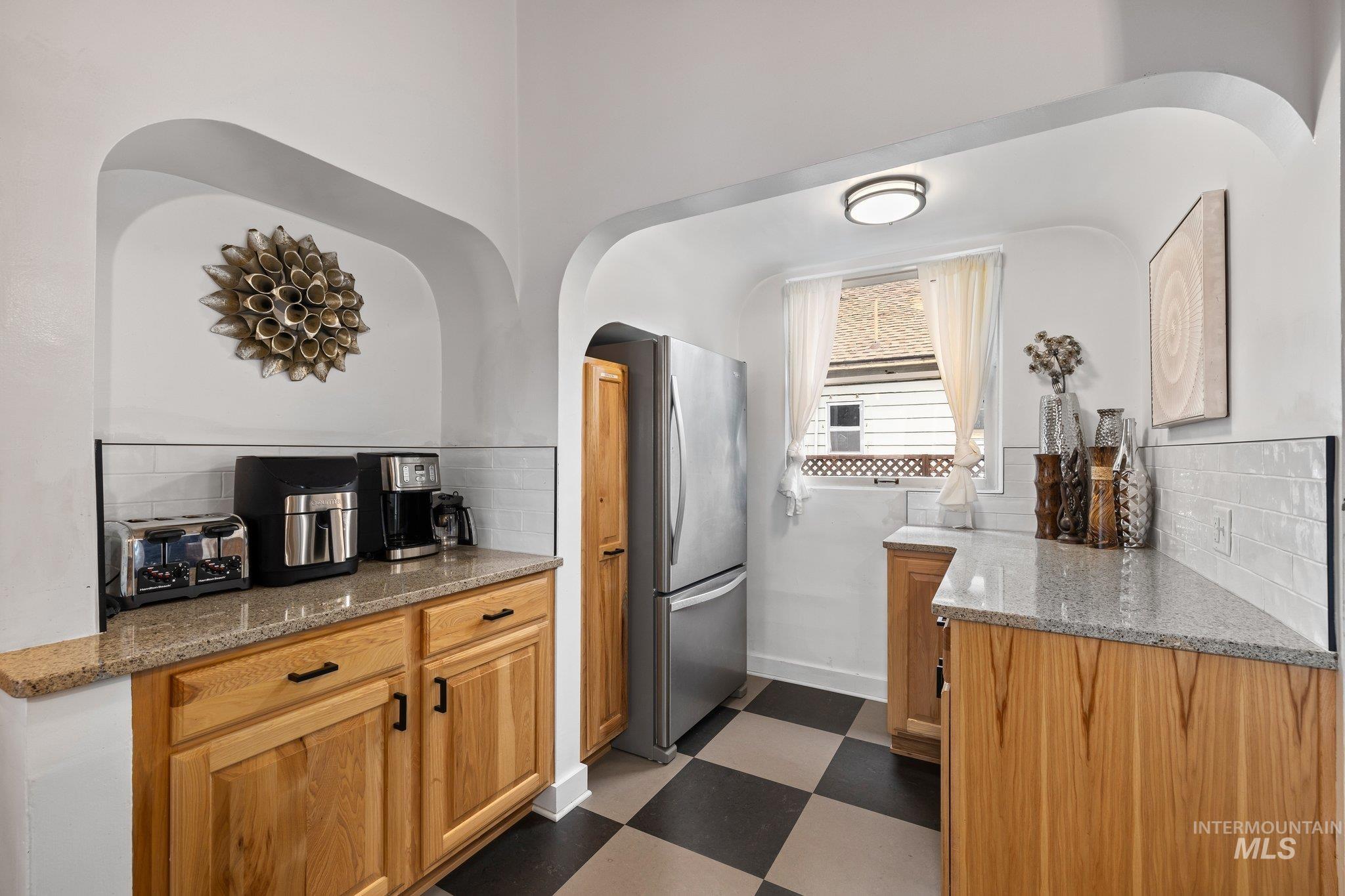 407 Ofarrell, Boise, Idaho 83702, 3 Bedrooms, 2 Bathrooms, Residential Income For Sale, Price $1,024,900, 98924100