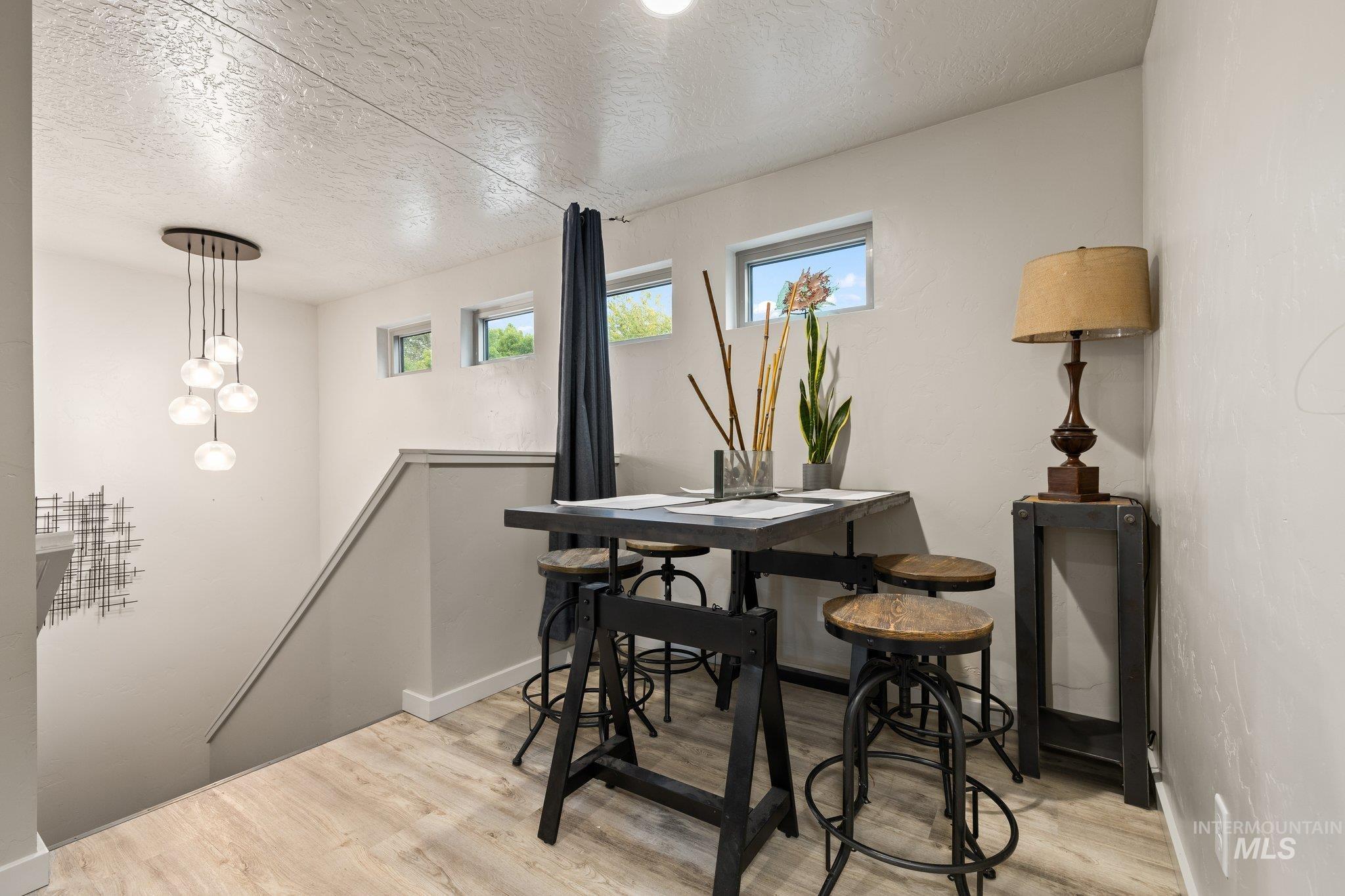 407 Ofarrell, Boise, Idaho 83702, 3 Bedrooms, 2 Bathrooms, Residential Income For Sale, Price $1,024,900, 98924100