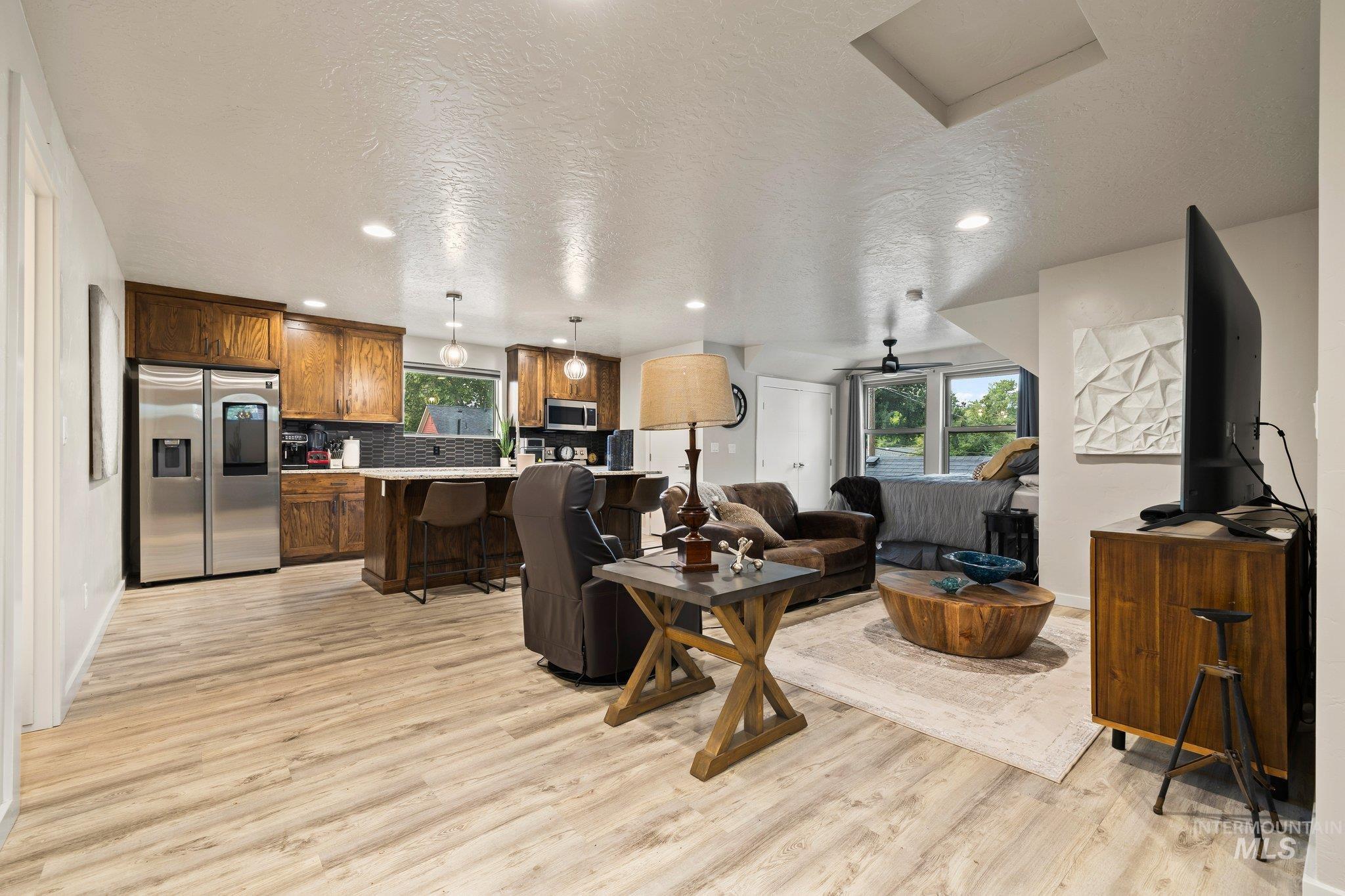 407 Ofarrell, Boise, Idaho 83702, 3 Bedrooms, 2 Bathrooms, Residential Income For Sale, Price $1,024,900, 98924100