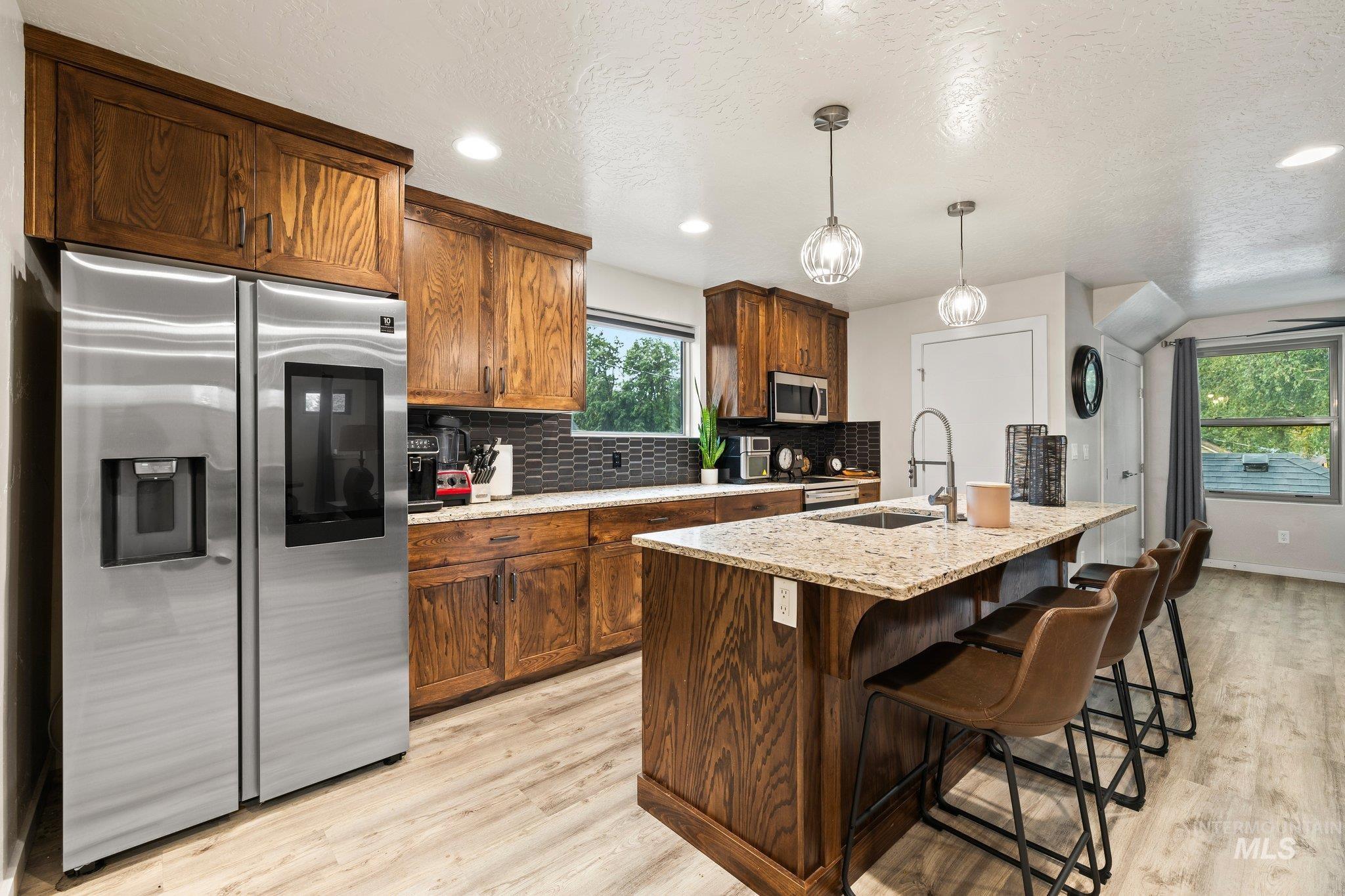 407 Ofarrell, Boise, Idaho 83702, 3 Bedrooms, 2 Bathrooms, Residential Income For Sale, Price $1,024,900, 98924100