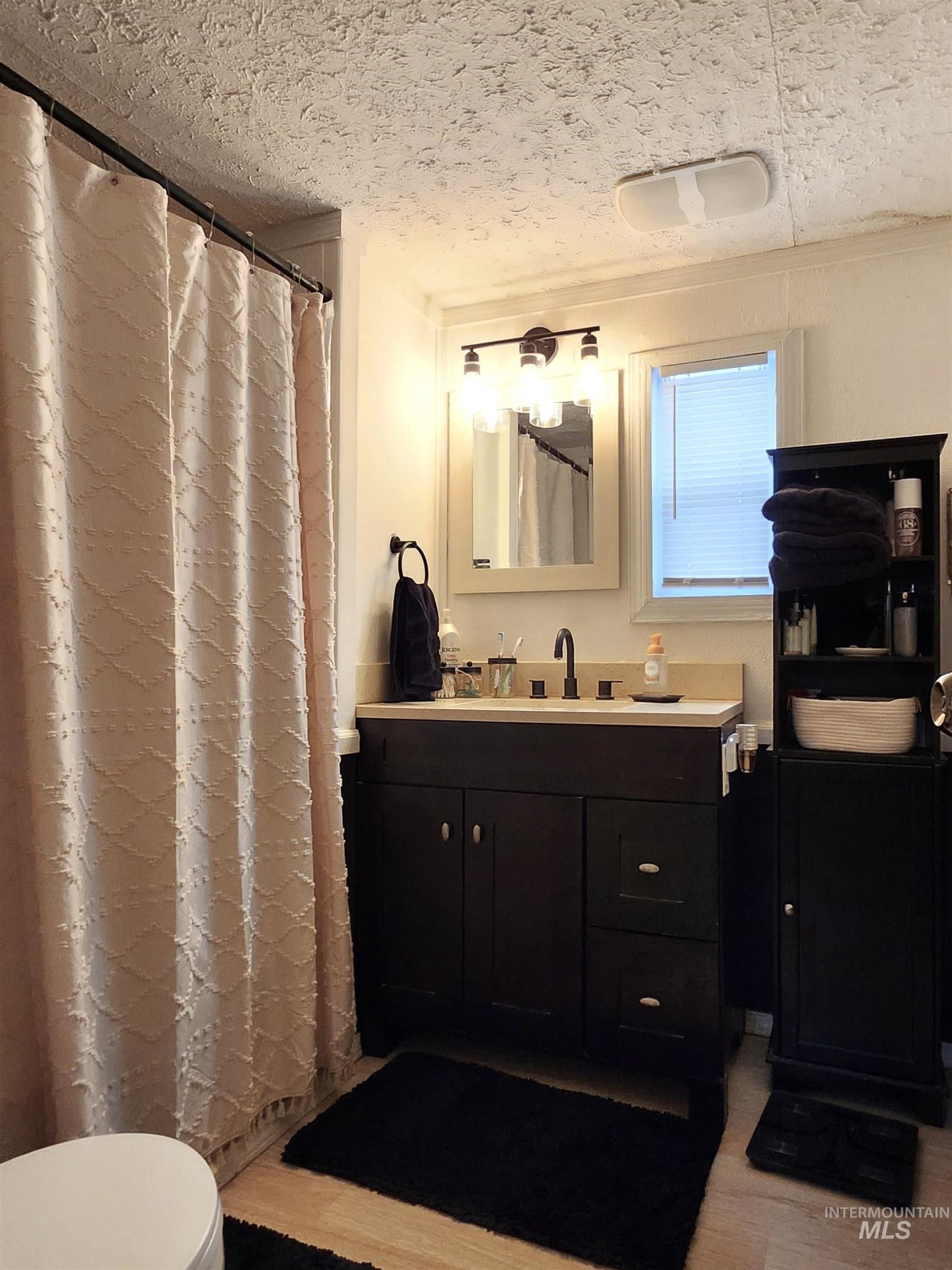 411 N Almon, Moscow, Idaho 83843, 2 Bedrooms, 1 Bathroom, Residential For Sale, Price $45,000, 98924116