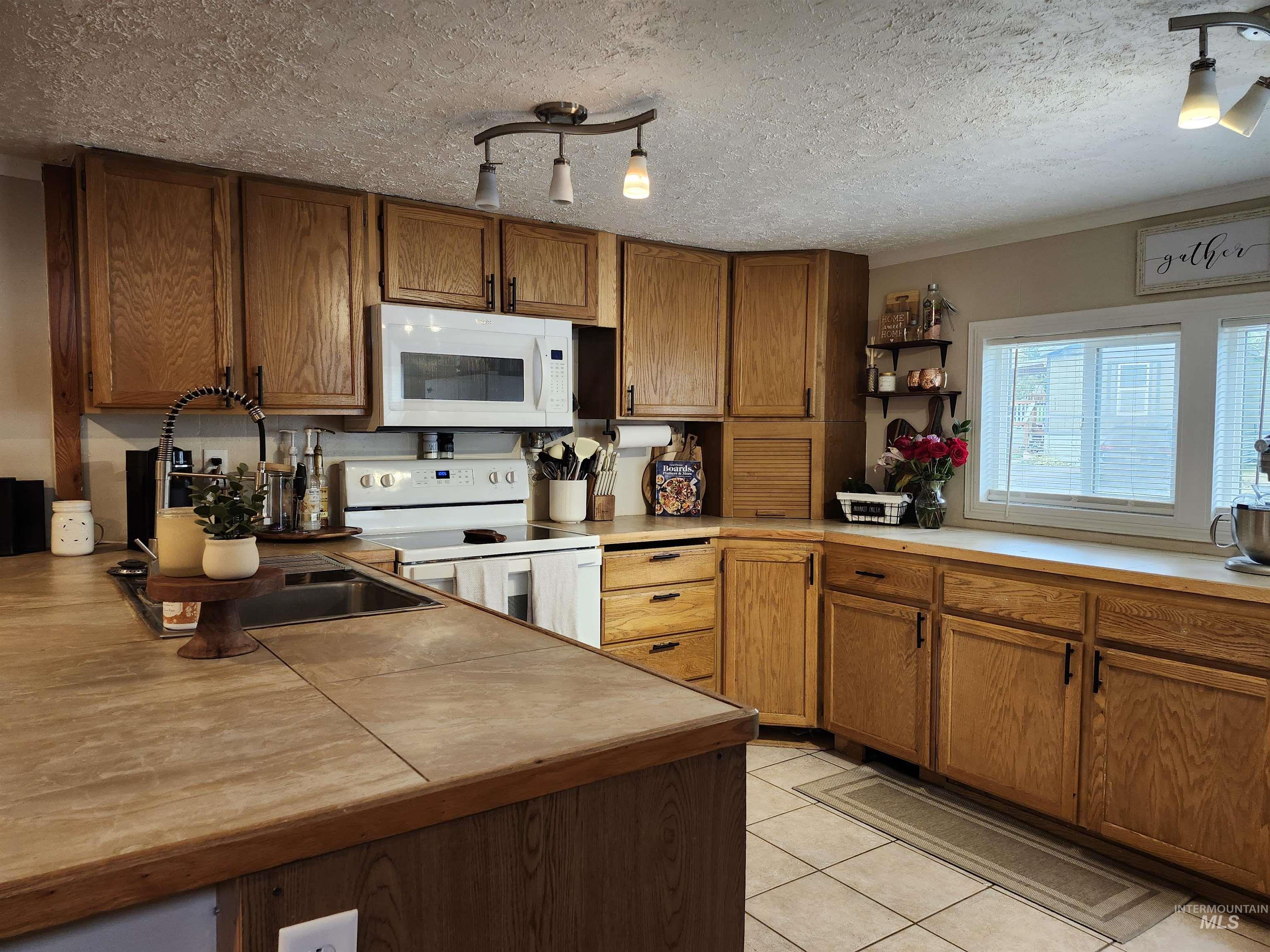 411 N Almon, Moscow, Idaho 83843, 2 Bedrooms, 1 Bathroom, Residential For Sale, Price $45,000, 98924116