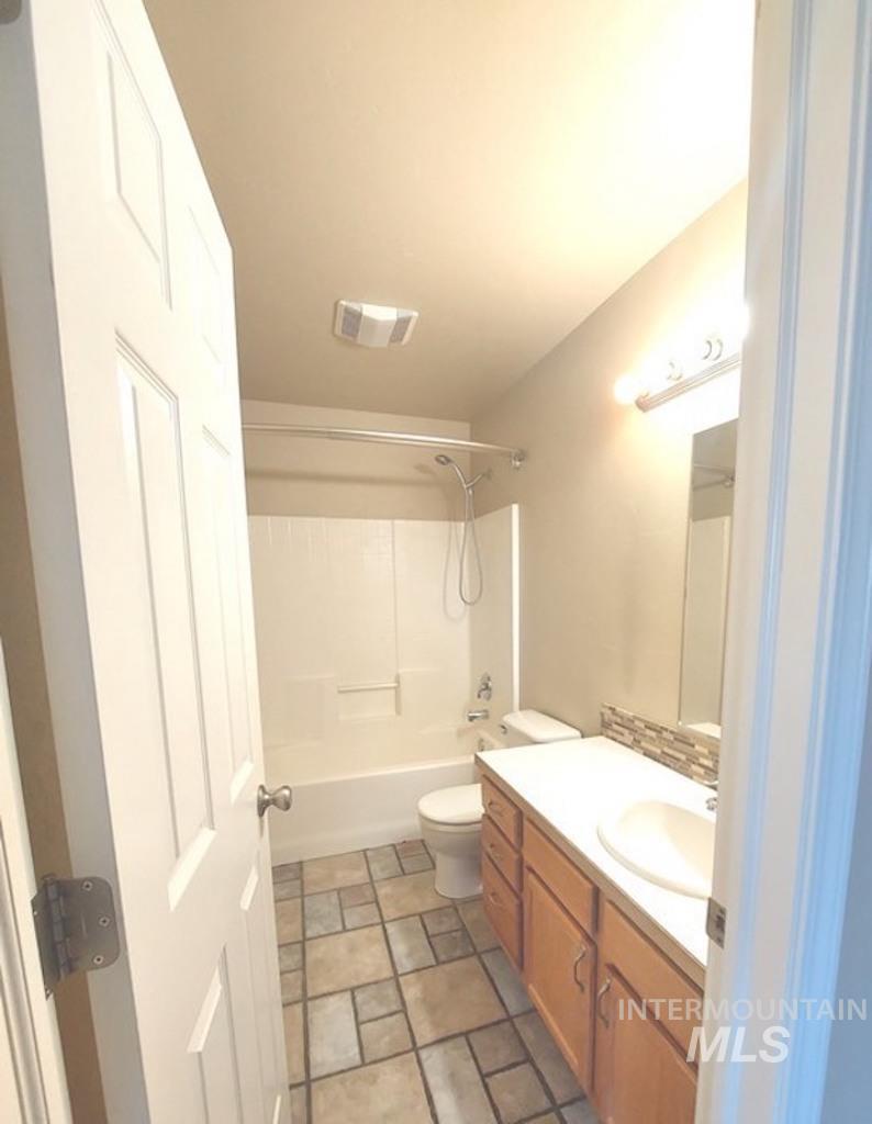 651 S Harrison Street, Twin Falls, Idaho 83301, 4 Bedrooms, 2.5 Bathrooms, Residential For Sale, Price $369,900, 98924133