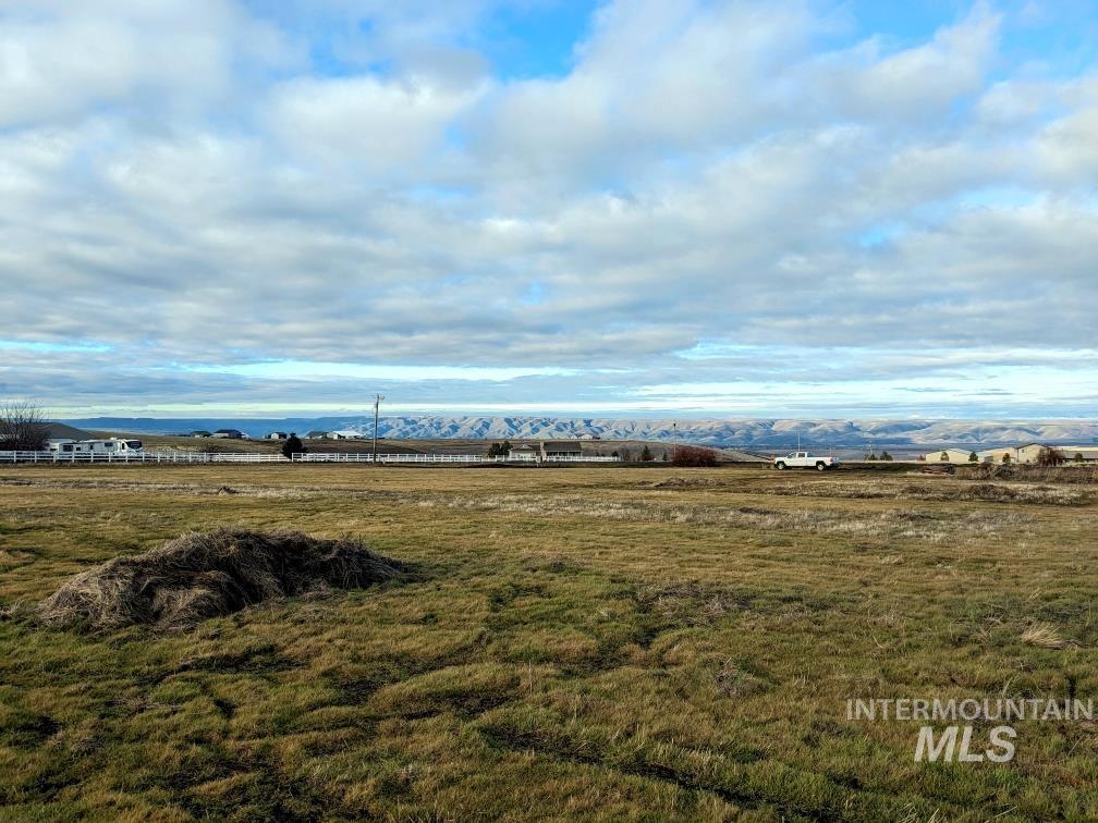 Lot 8 Clydesdale and Powell, Lewiston, Idaho 83501, Land For Sale, Price $299,900,MLS 98924139