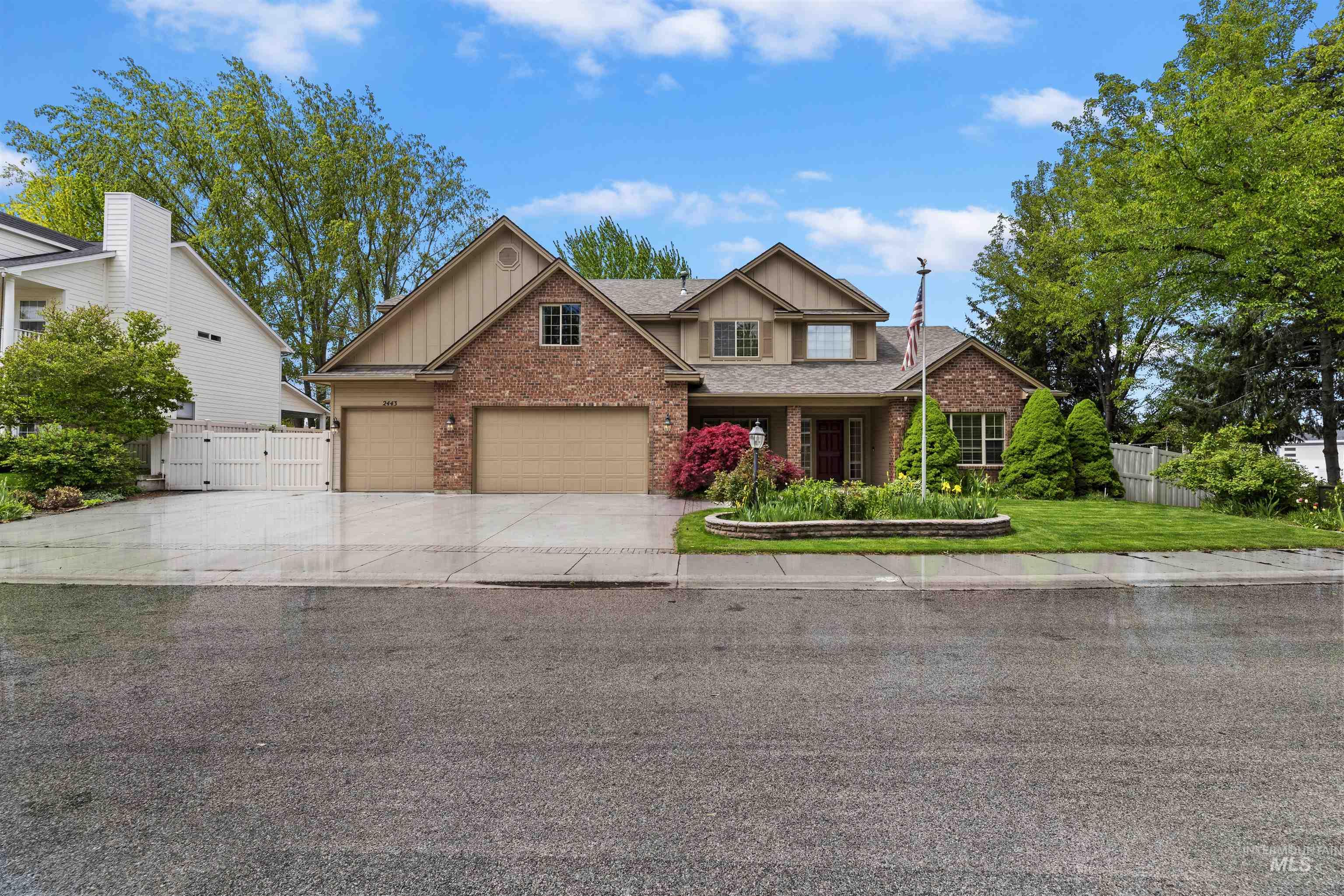 2443 S Heritage Ave, Boise, Idaho 83709, 4 Bedrooms, 2.5 Bathrooms, Residential For Sale, Price $744,500,MLS 98924145