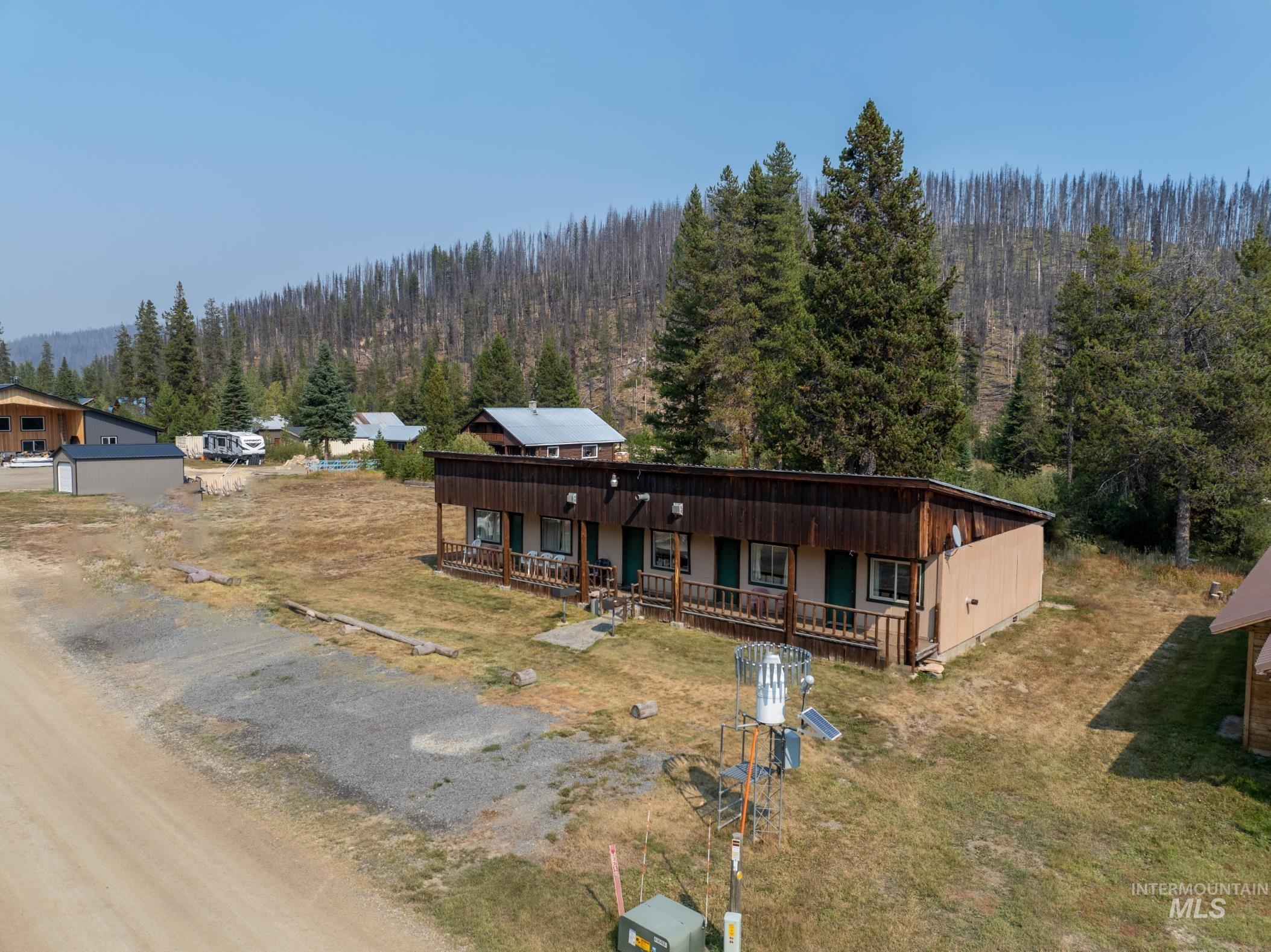 2732 & 2737 Dixie Rd, Dixie, Idaho 83525, 11 Bedrooms, 15 Rooms, Business/Commercial For Sale, Price $399,900, 98924149