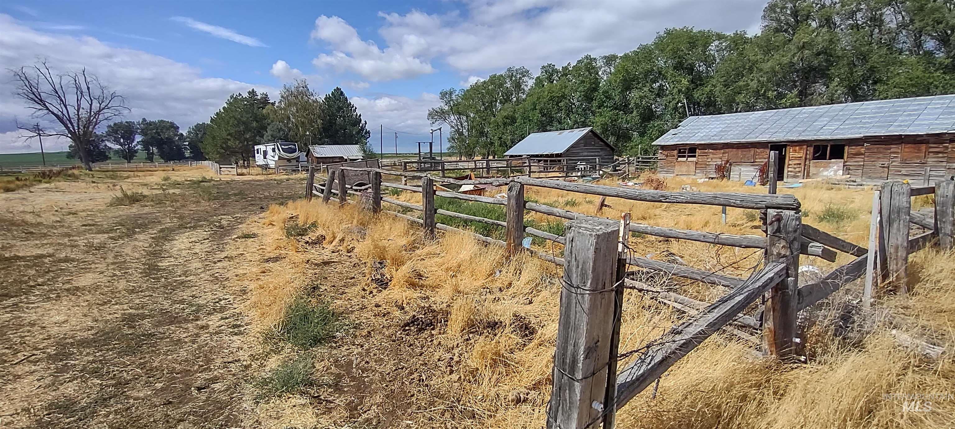 1964 State Hwy 46, Gooding, Idaho 83330, 3 Bedrooms, 1 Bathroom, Residential For Sale, Price $305,000,MLS 98924155