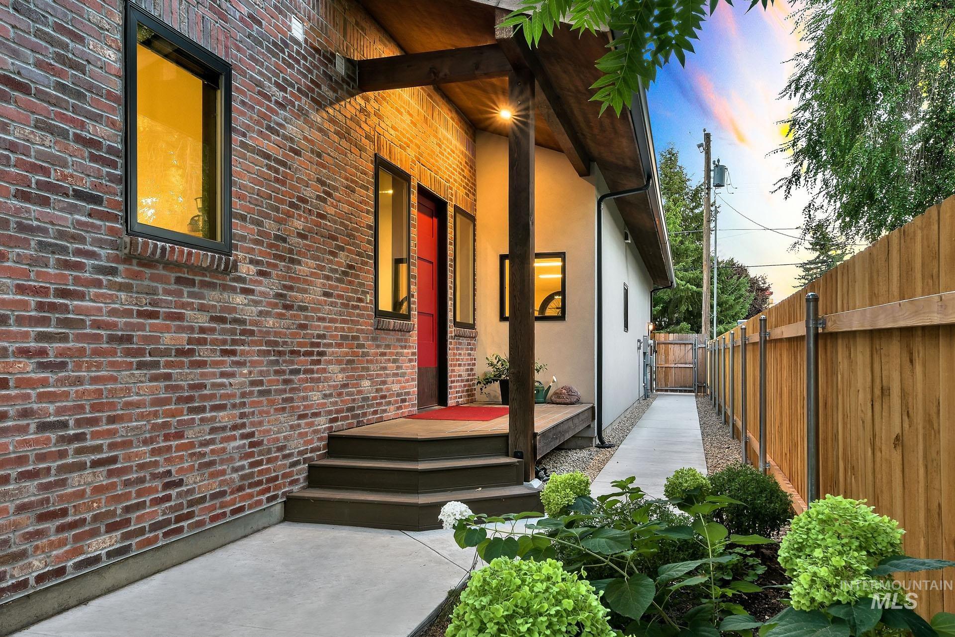 2115 W. Bannock, Boise, Idaho 83702, 6 Bedrooms, 5 Bathrooms, Residential For Sale, Price $2,040,000, 98924164