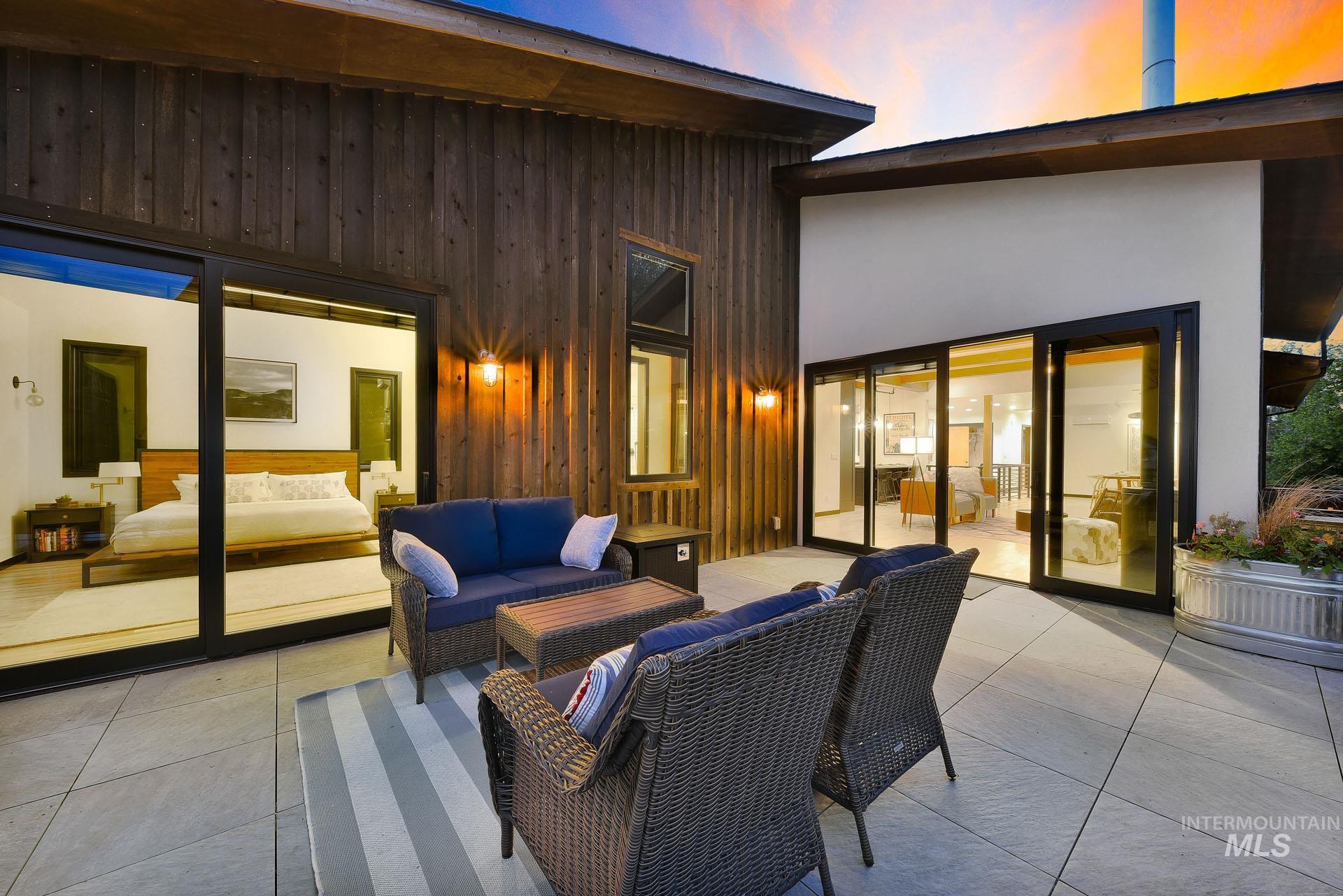 2115 W. Bannock, Boise, Idaho 83702, 6 Bedrooms, 5 Bathrooms, Residential For Sale, Price $2,040,000, 98924164
