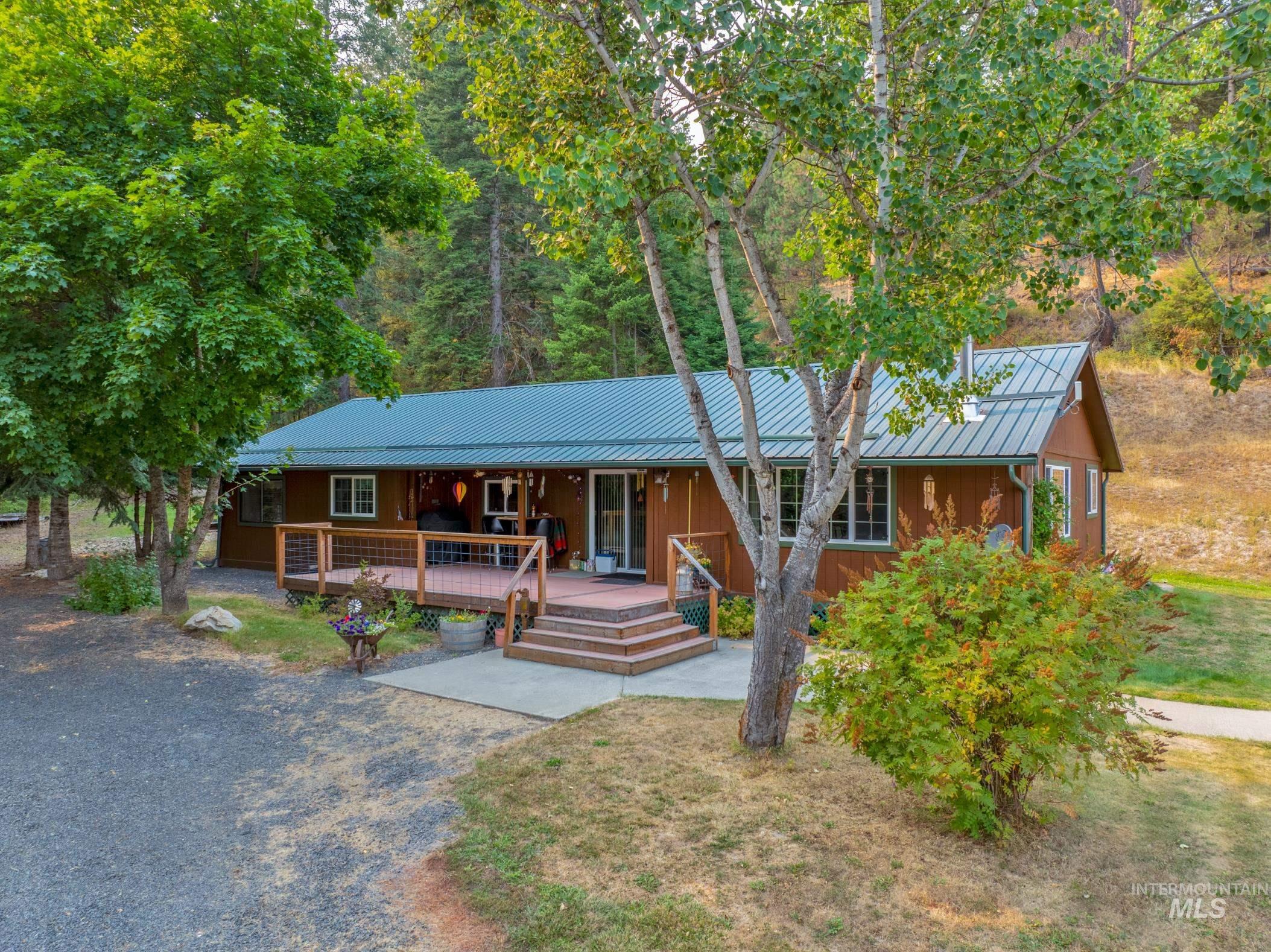 1445 Hatter Creek Rd, Princeton, Idaho 83857, 3 Bedrooms, 2 Bathrooms, Residential For Sale, Price $435,000,MLS 98924168