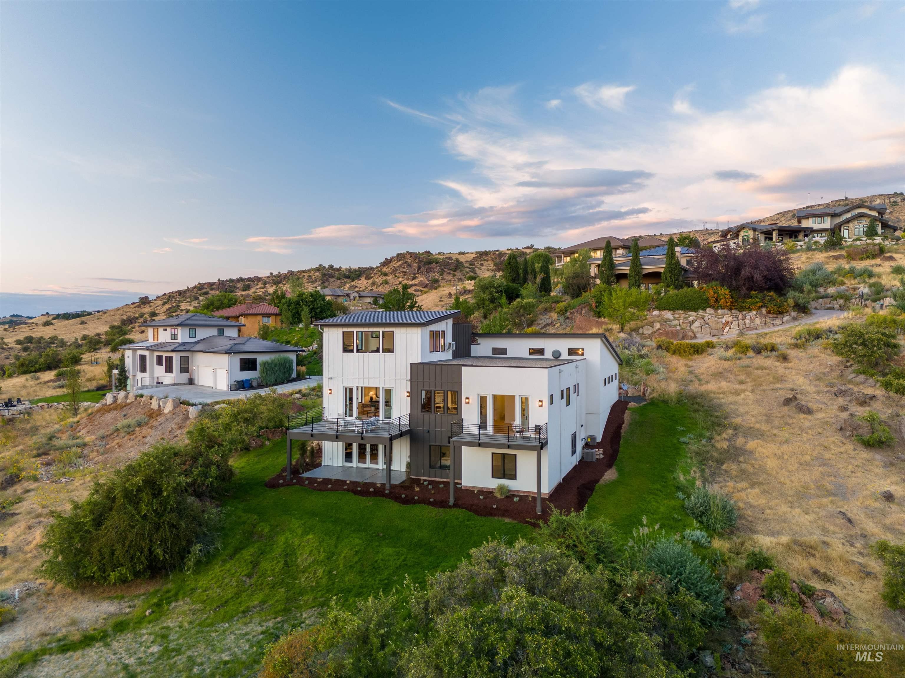1936 S Windstar Pl., Boise, Idaho 83712, 4 Bedrooms, 4 Bathrooms, Residential For Sale, Price $1,925,000, 98924190