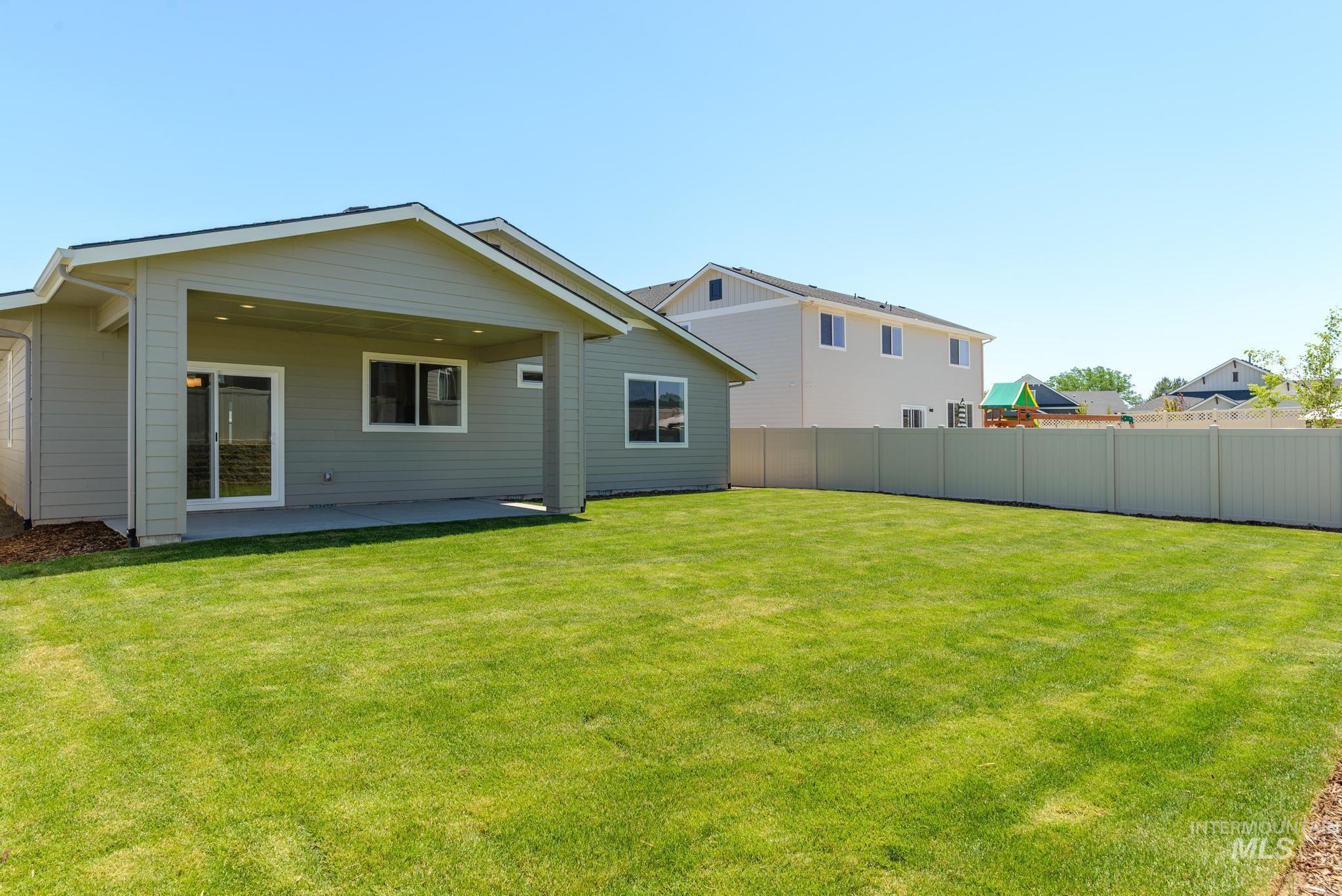 2088 N Desert Lily Ave, Star, Idaho 83669, 3 Bedrooms, 2 Bathrooms, Residential For Sale, Price $567,995,MLS 98924218