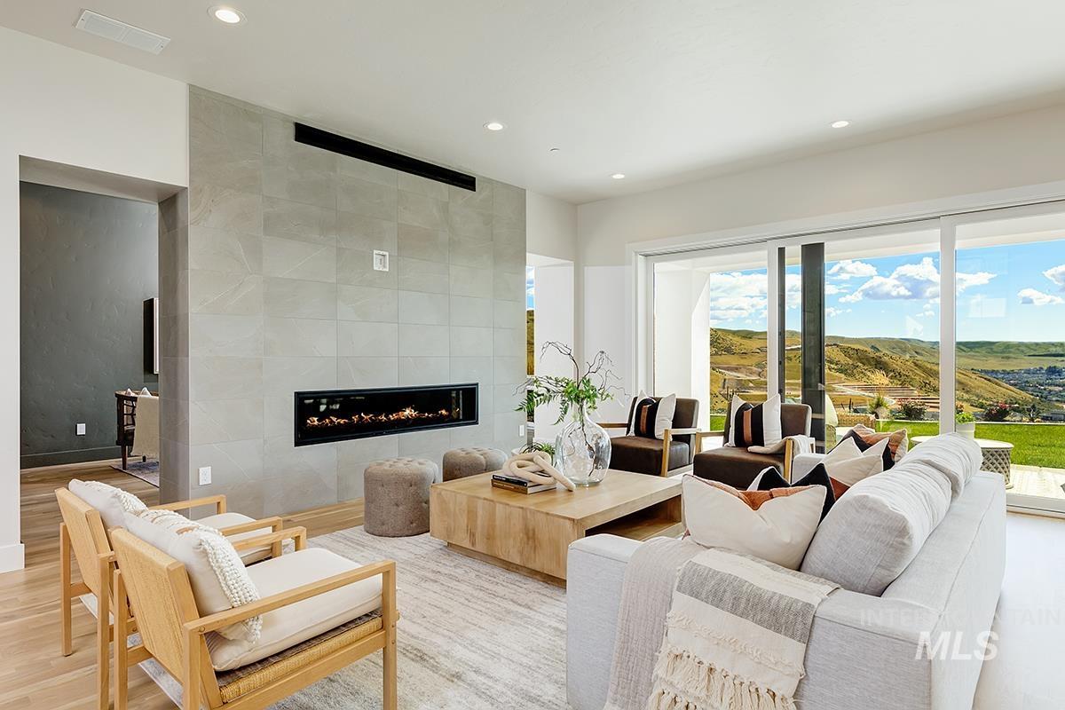 5813 E Marmount Ct., Boise, Idaho 83716, 5 Bedrooms, 4.5 Bathrooms, Residential For Sale, Price $2,299,990, 98924234