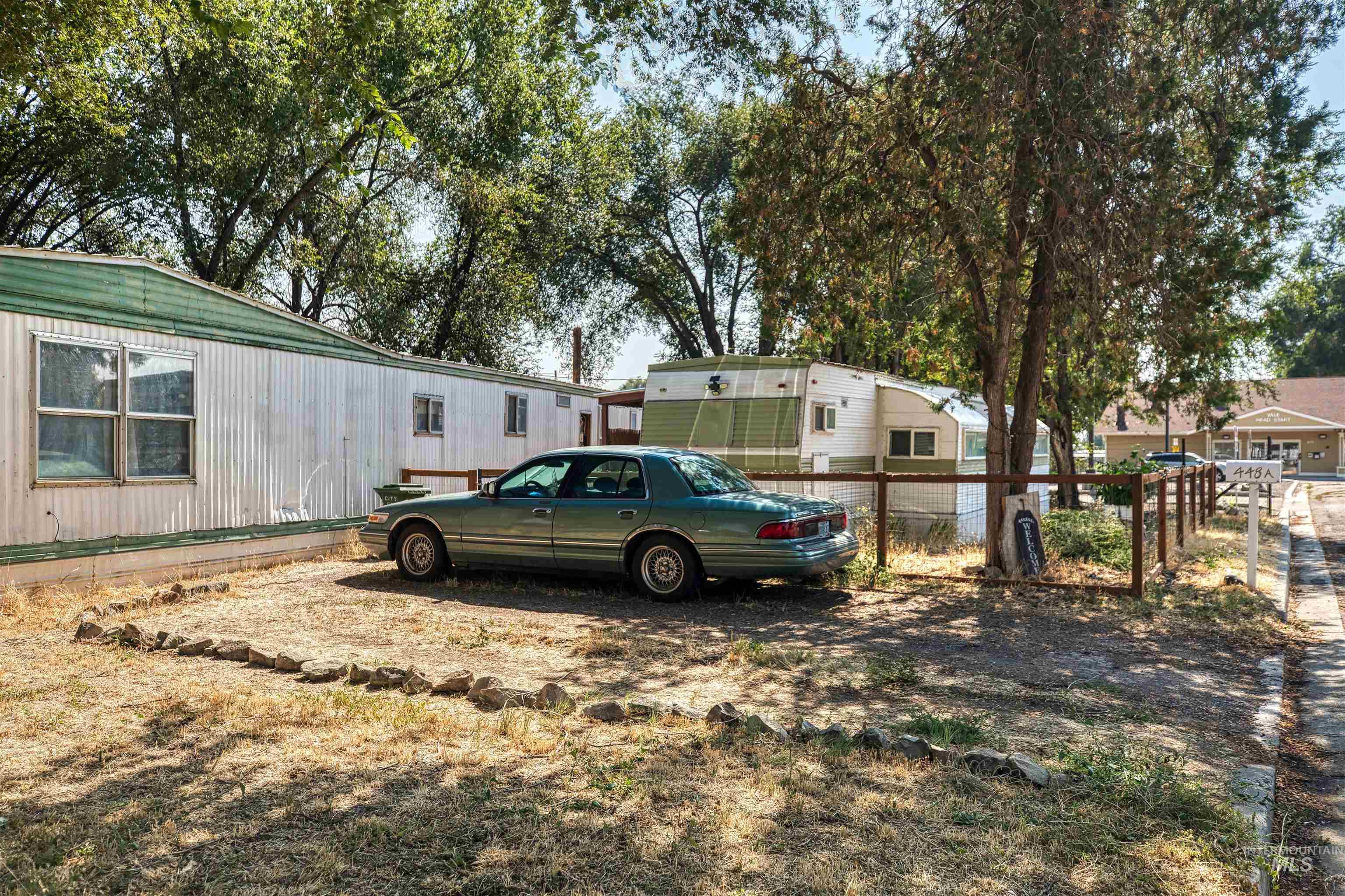 257 D St and 448 Bryant St, Vale, Oregon 97918, 5 Bedrooms, Business/Commercial For Sale, Price $175,000, 98924310