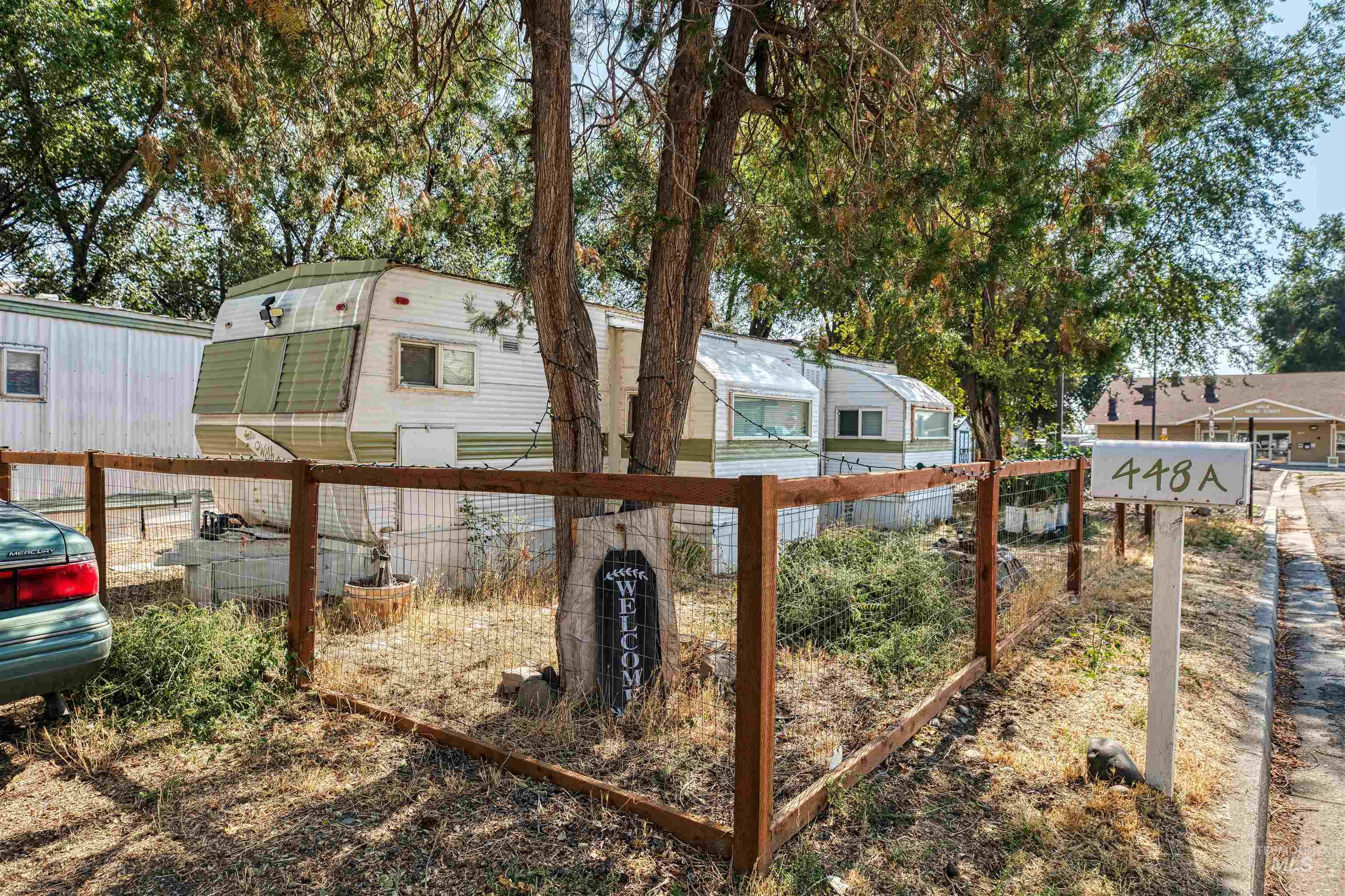 257 D St and 448 Bryant St, Vale, Oregon 97918, 5 Bedrooms, Business/Commercial For Sale, Price $175,000, 98924310