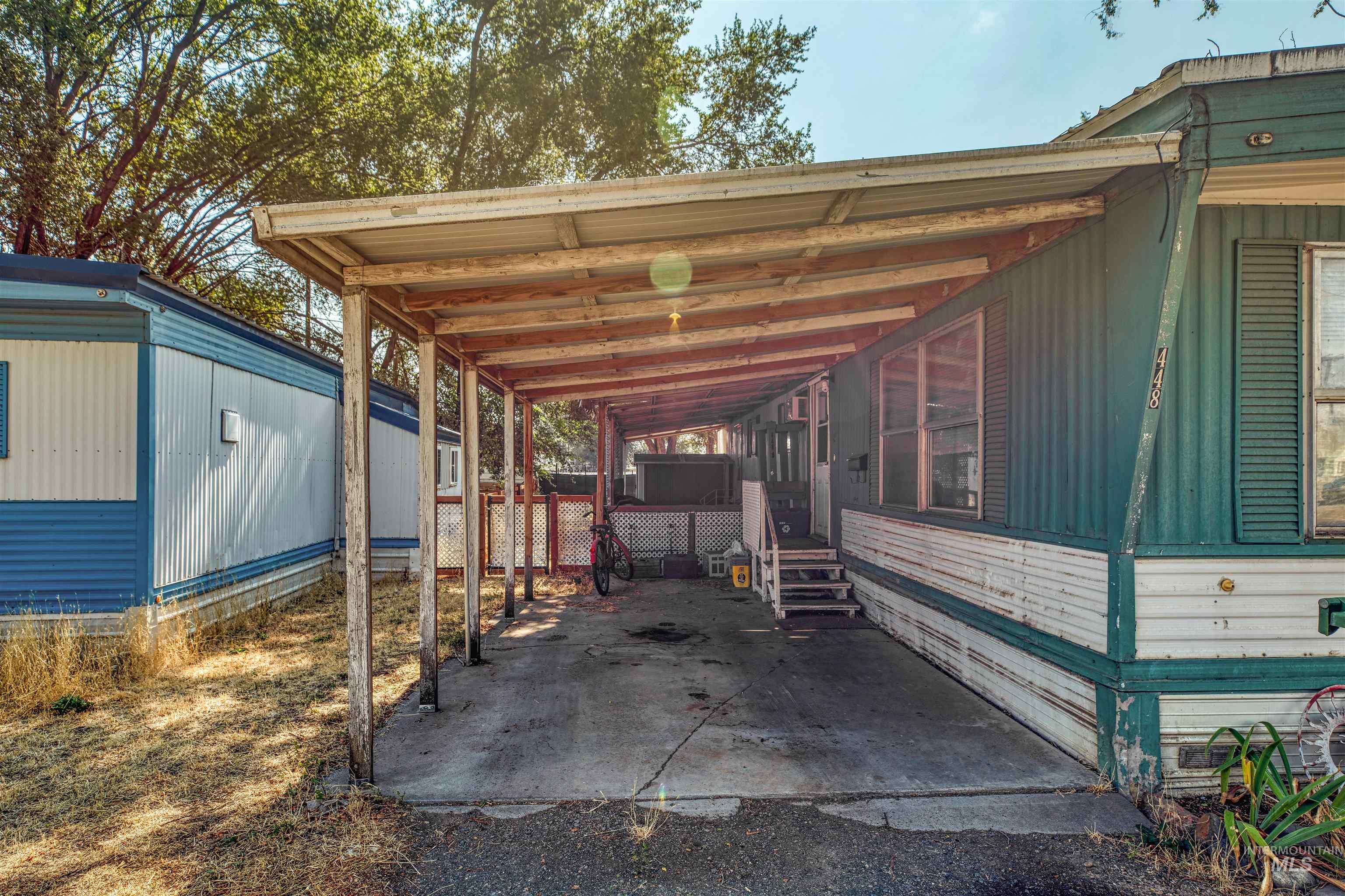 257 D St and 448 Bryant St, Vale, Oregon 97918, 5 Bedrooms, Business/Commercial For Sale, Price $175,000, 98924310