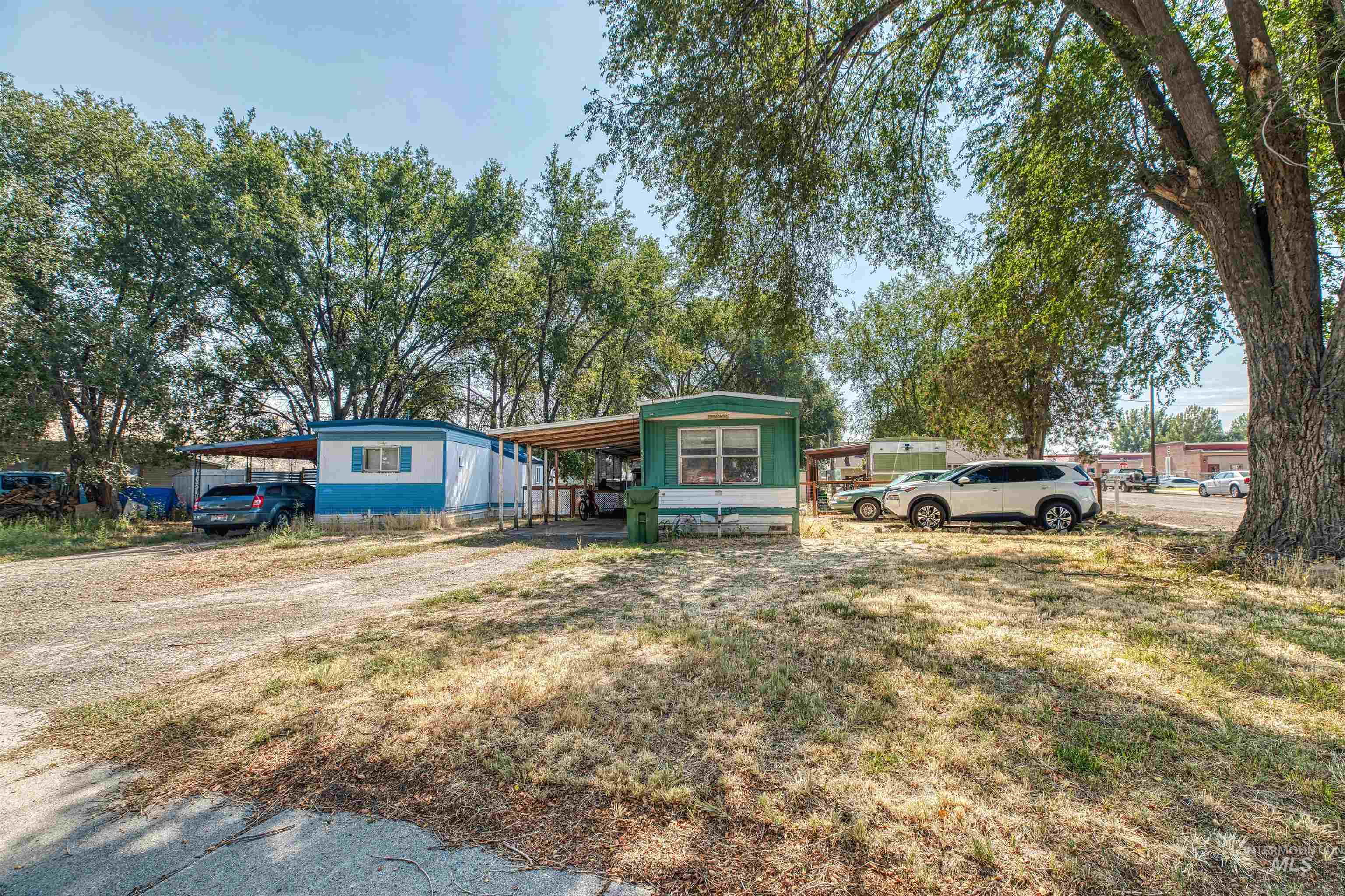 257 D St and 448 Bryant St, Vale, Oregon 97918, 5 Bedrooms, Business/Commercial For Sale, Price $175,000, 98924310