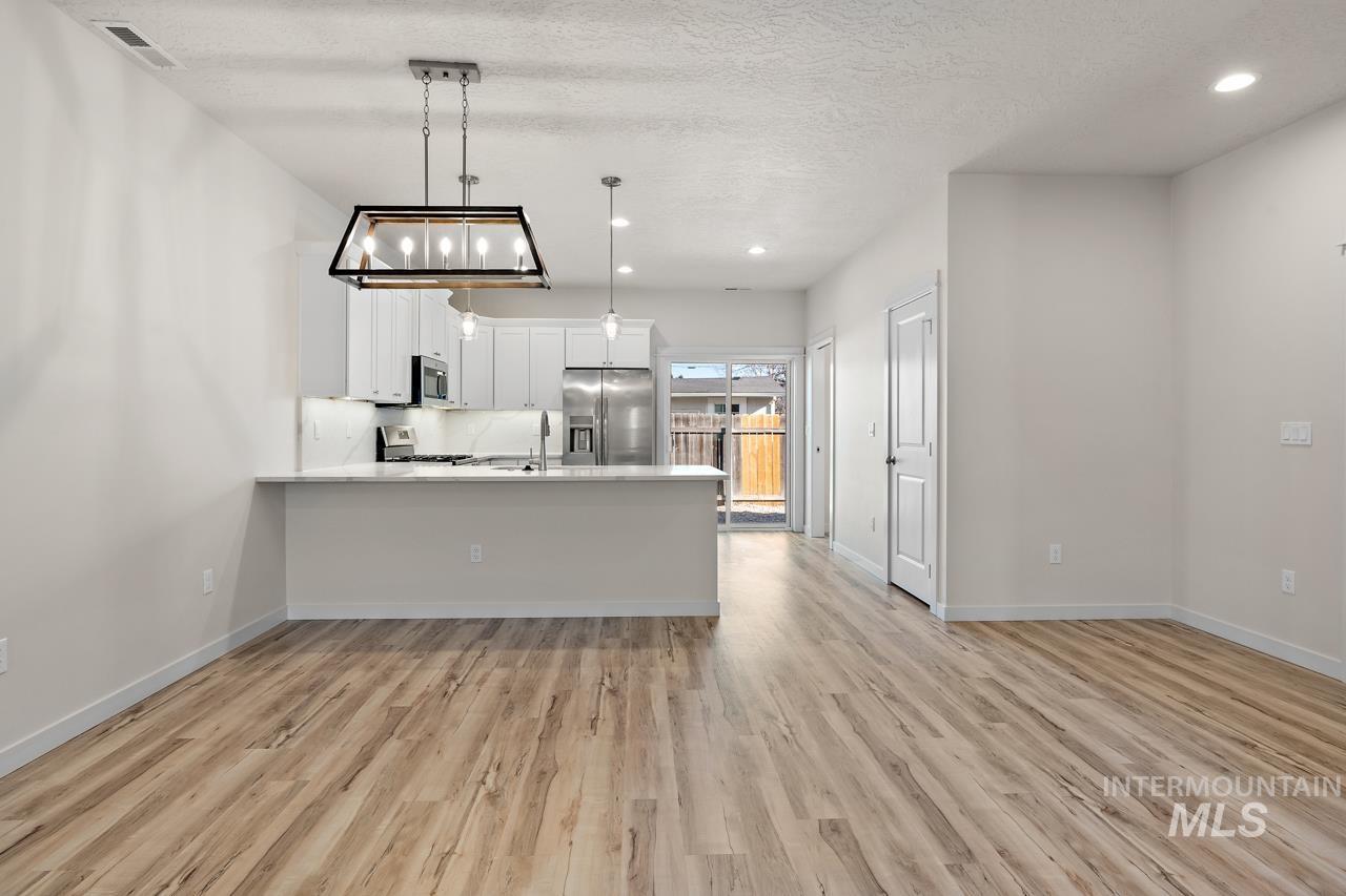 2455 Kindful, Boise, Idaho 83705, 3 Bedrooms, 2.5 Bathrooms, Residential Income For Sale, Price $849,000, 98924331